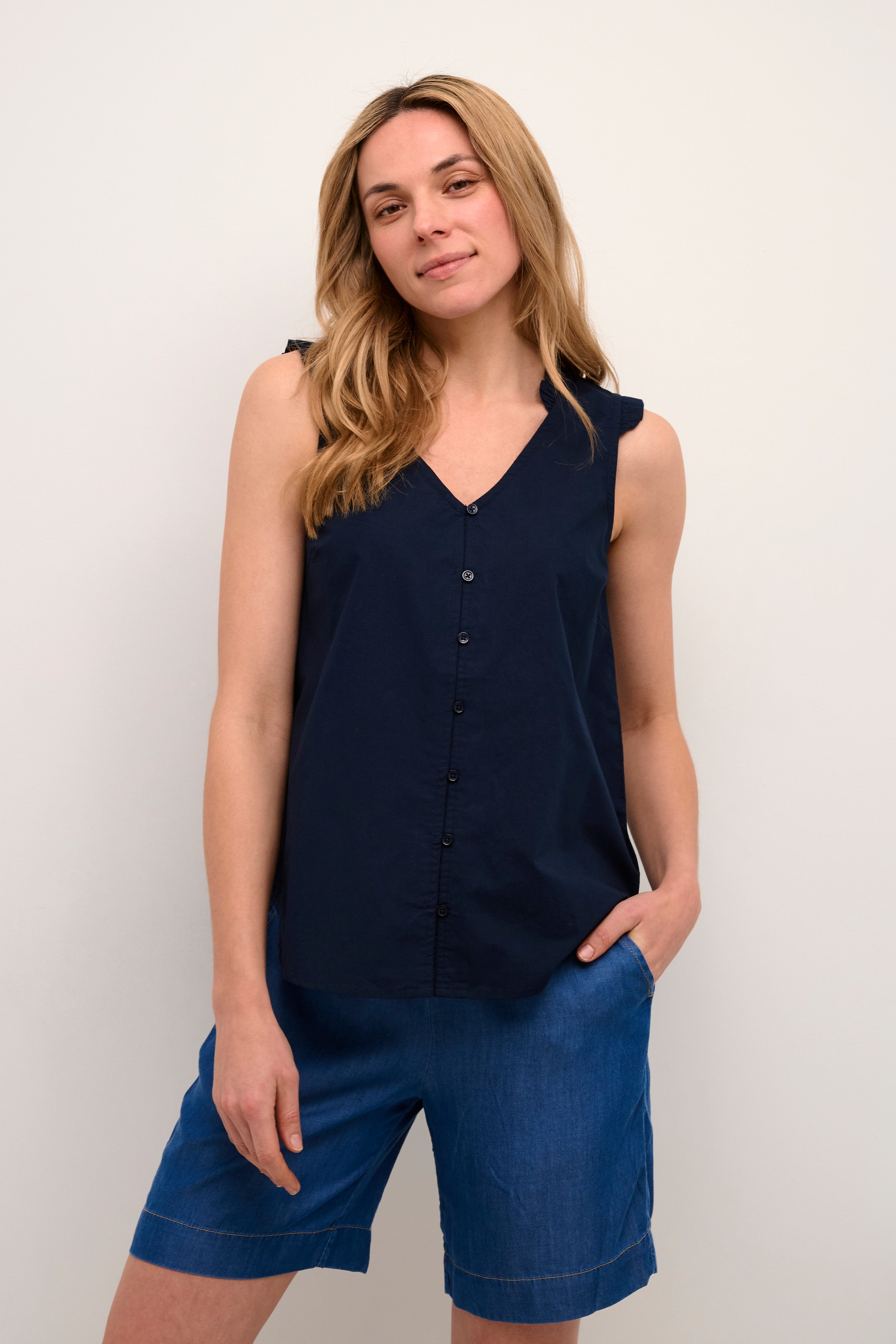 BPelene Skjorta LOOKBOOK FRONT 10590476-194020B