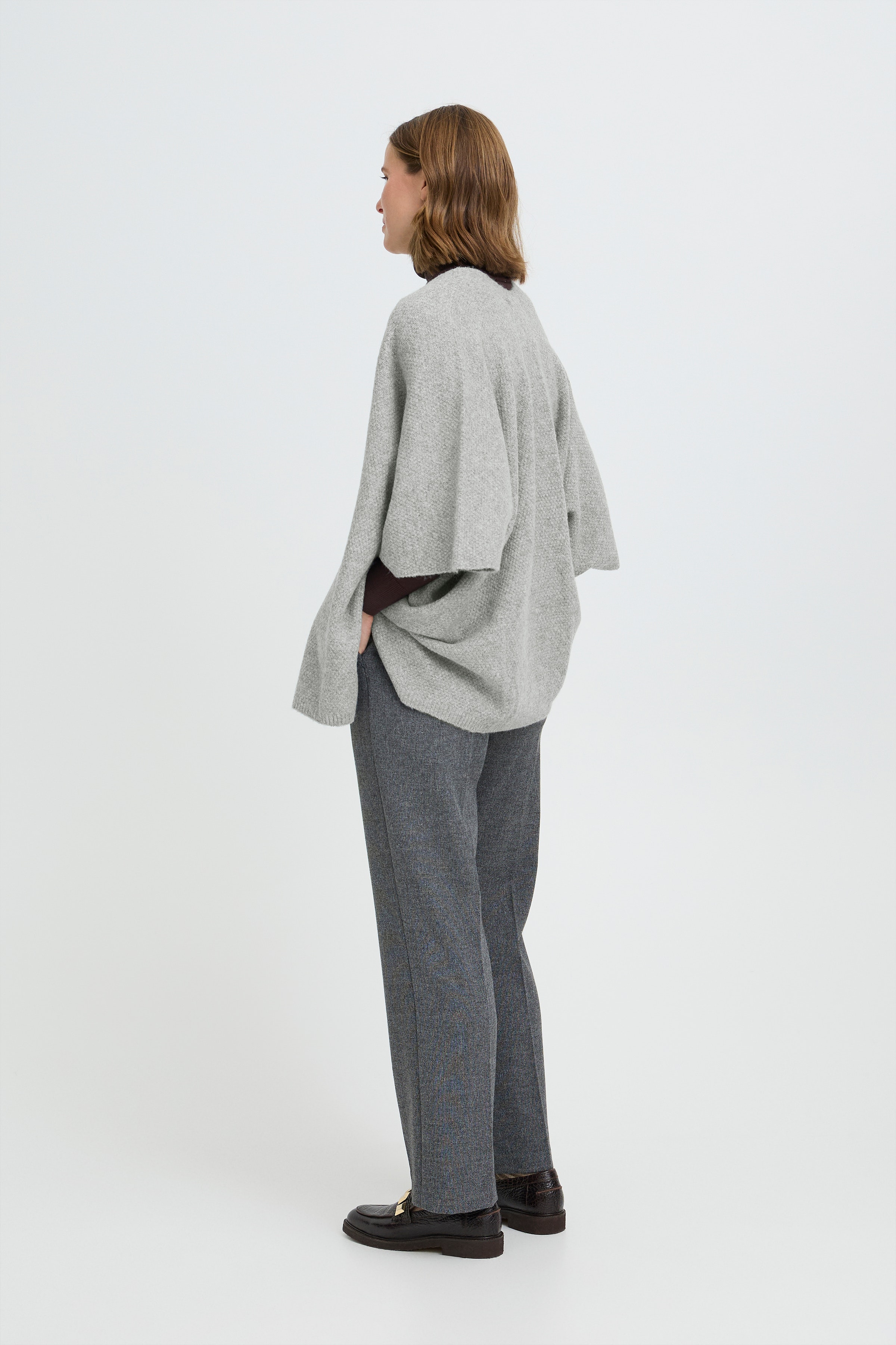 BYVILKO Kappe LOOKBOOK BACK 20817254-200455