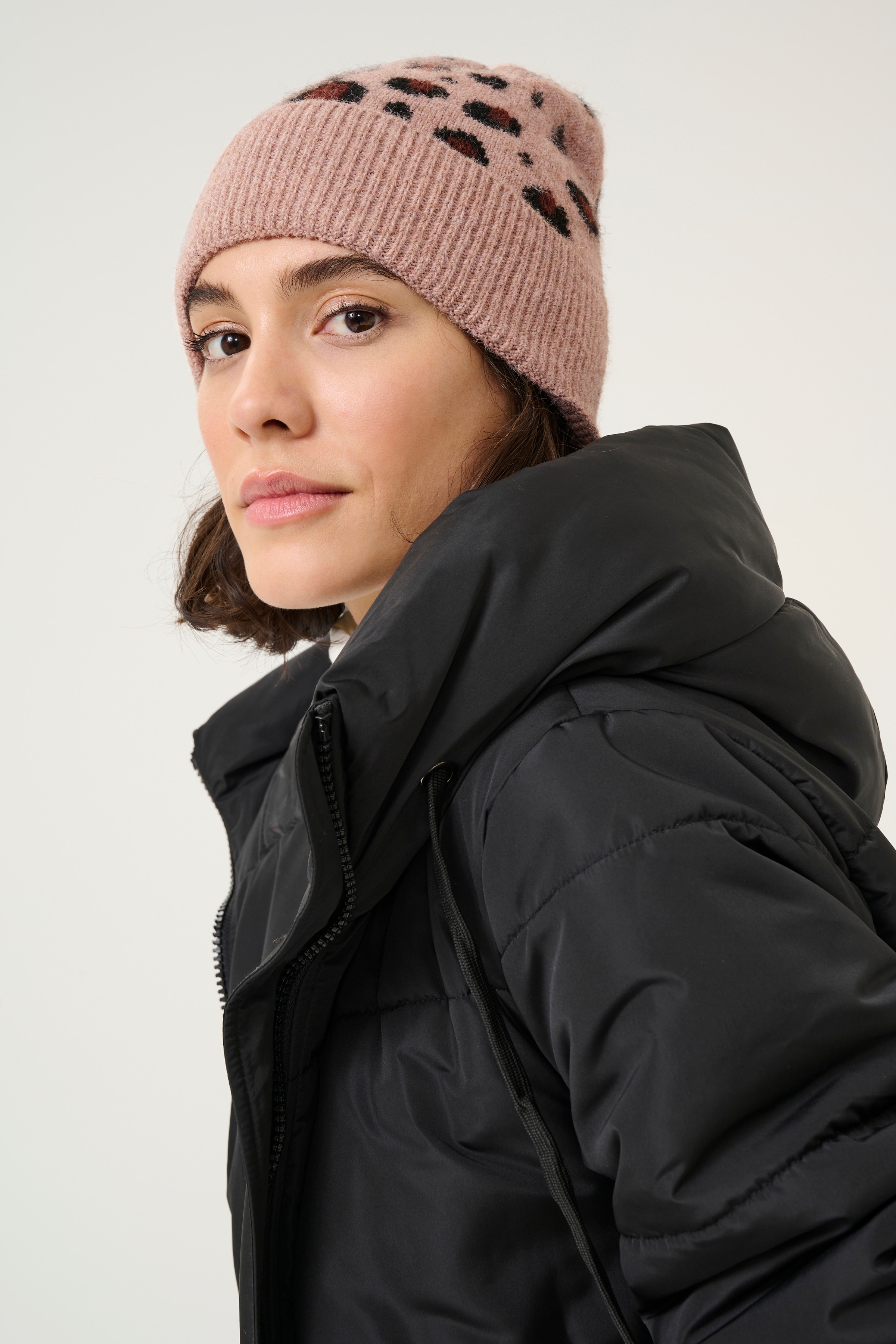 KAmae Hatt LOOKBOOK DETAIL 10509910-107448