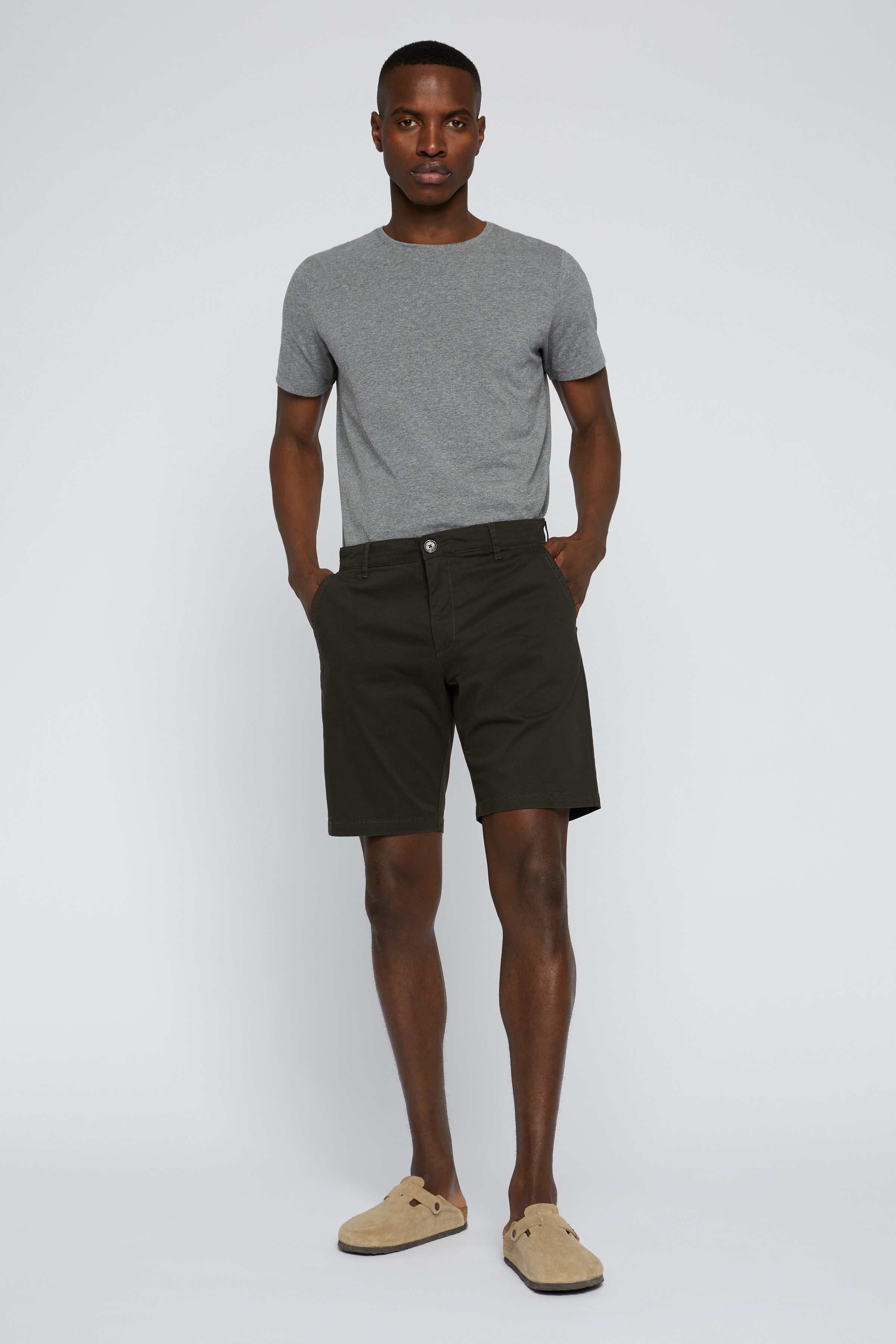 MAthomas Shorts LOOKBOOK FRONT 30206562-300583