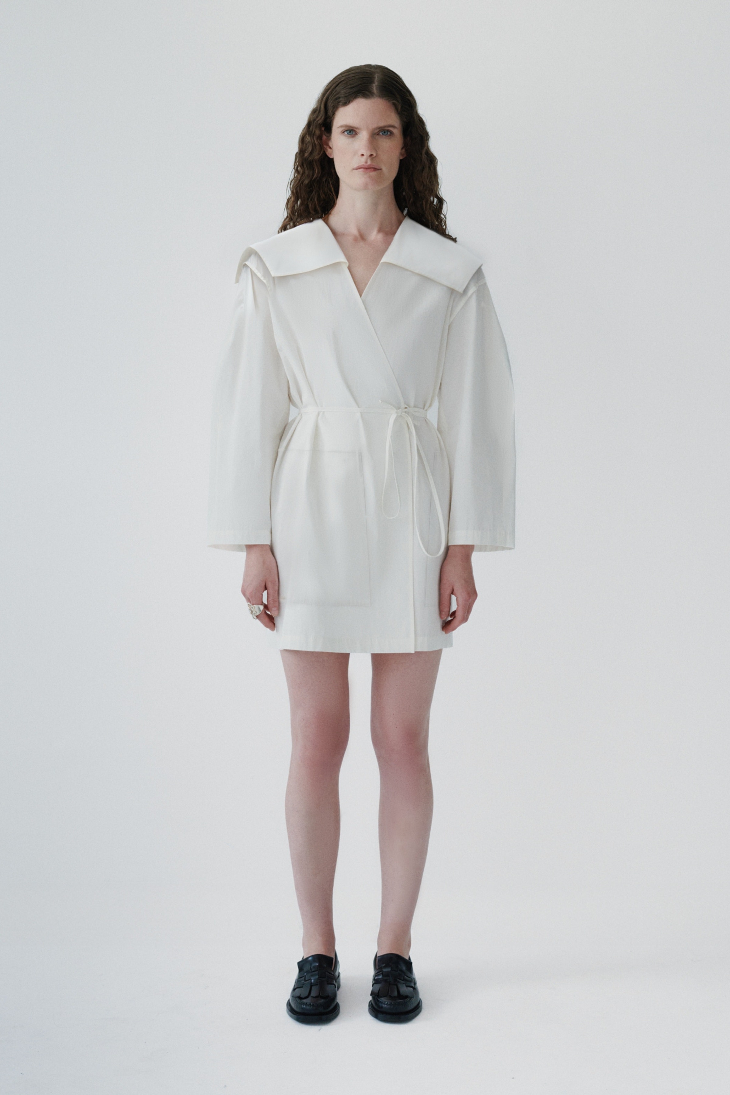 ODELA Kjole LOOKBOOK FRONT 30600667-WH010