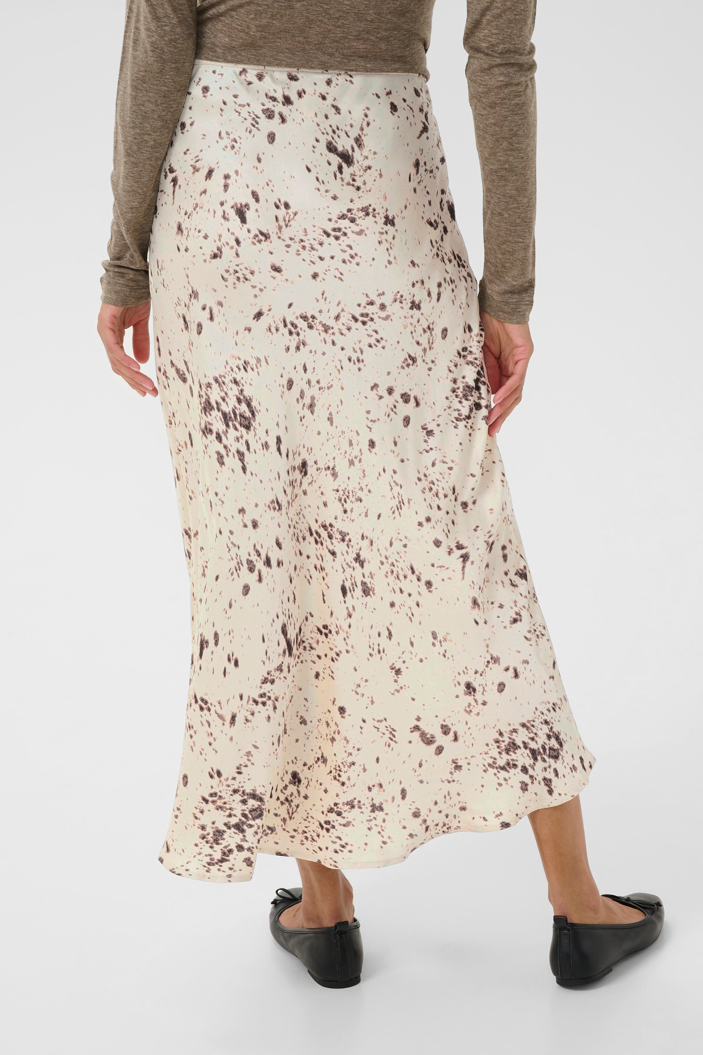 LaurinaPW Skirt LOOKBOOK BACK 30308872-304223