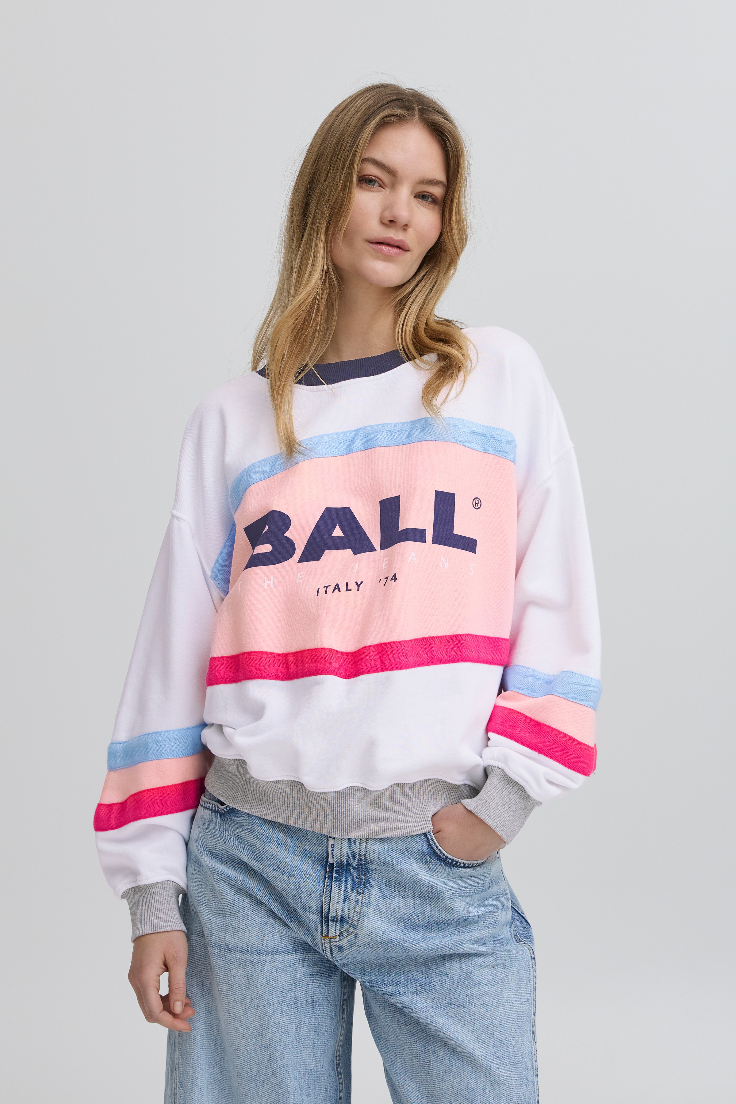 BALUCA Sweatshirt LOOKBOOK FRONT 50405044-141904