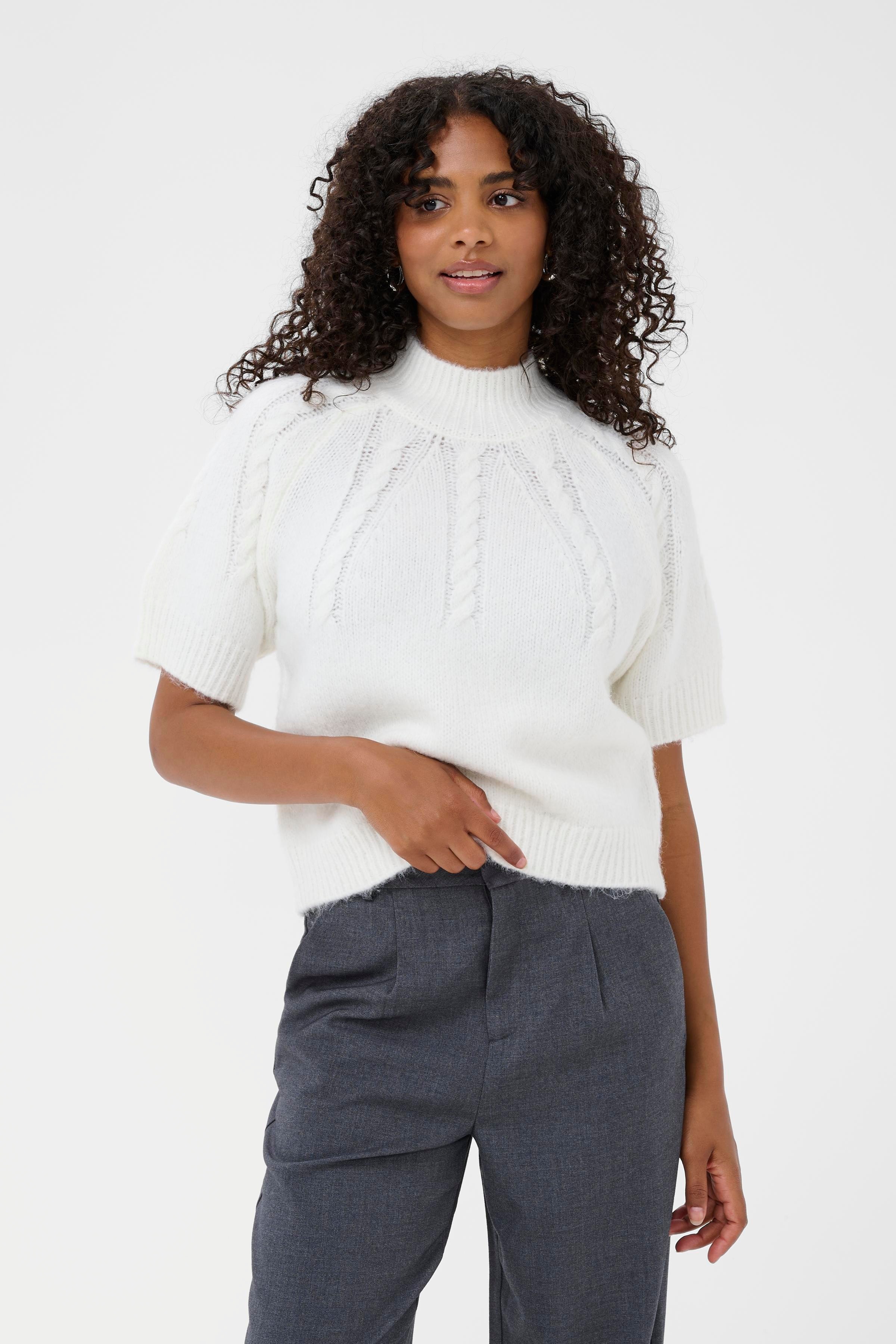 KAcuba Pullover LOOKBOOK FRONT 10510822-110602