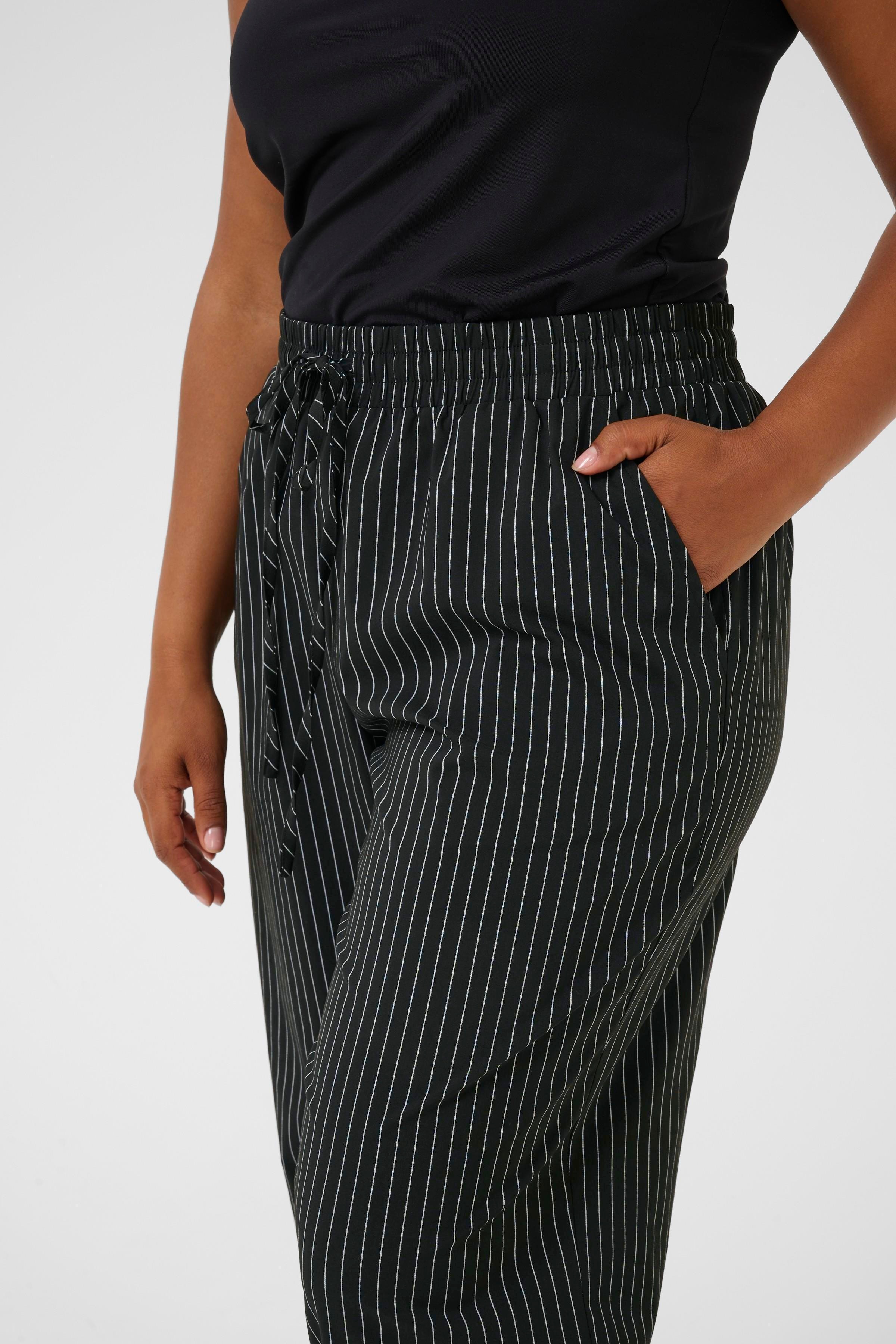 KCeloana Trousers LOOKBOOK DETAIL 10583647-108244