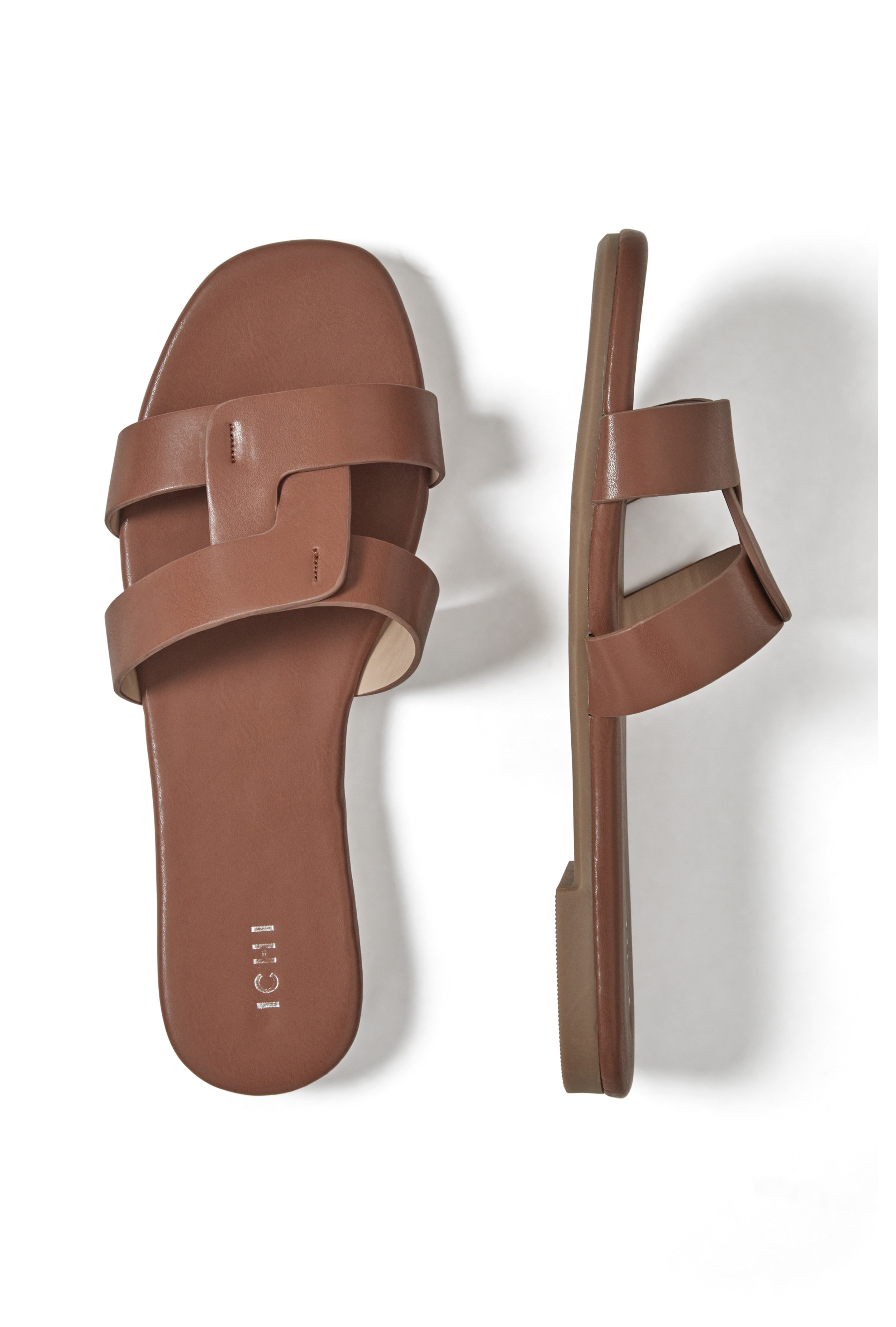 IANIVI Sandal PACK FRONT 20121002-181421