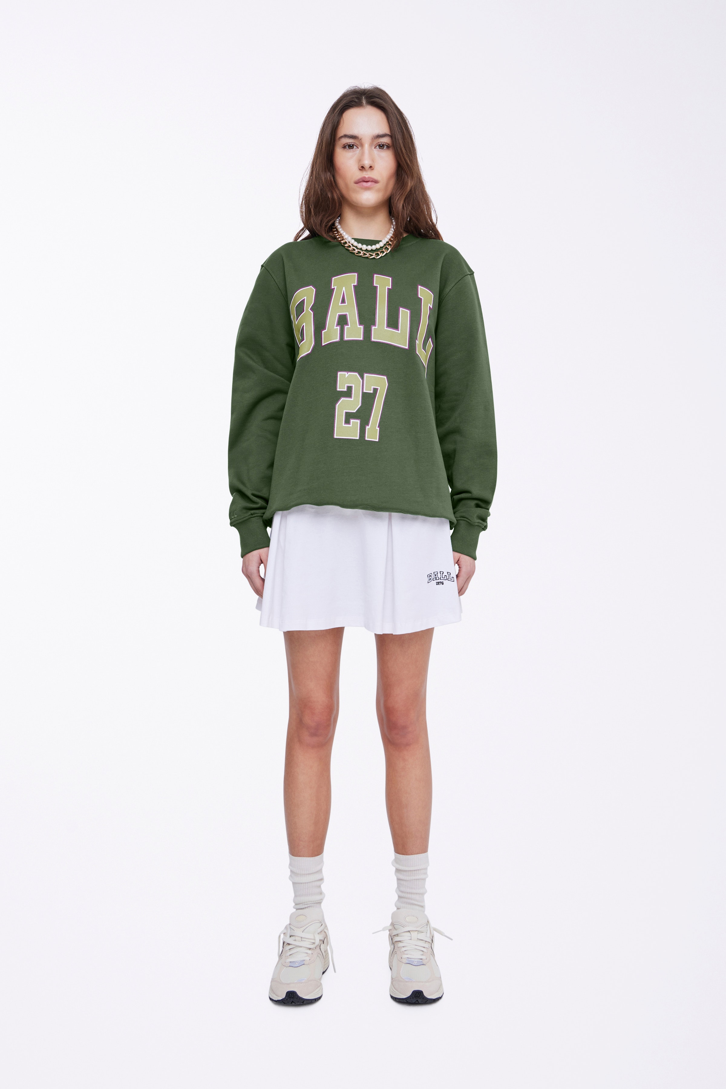 R. WILLS SWEATSHIRT LOOKBOOK FRONT 50400072-195511