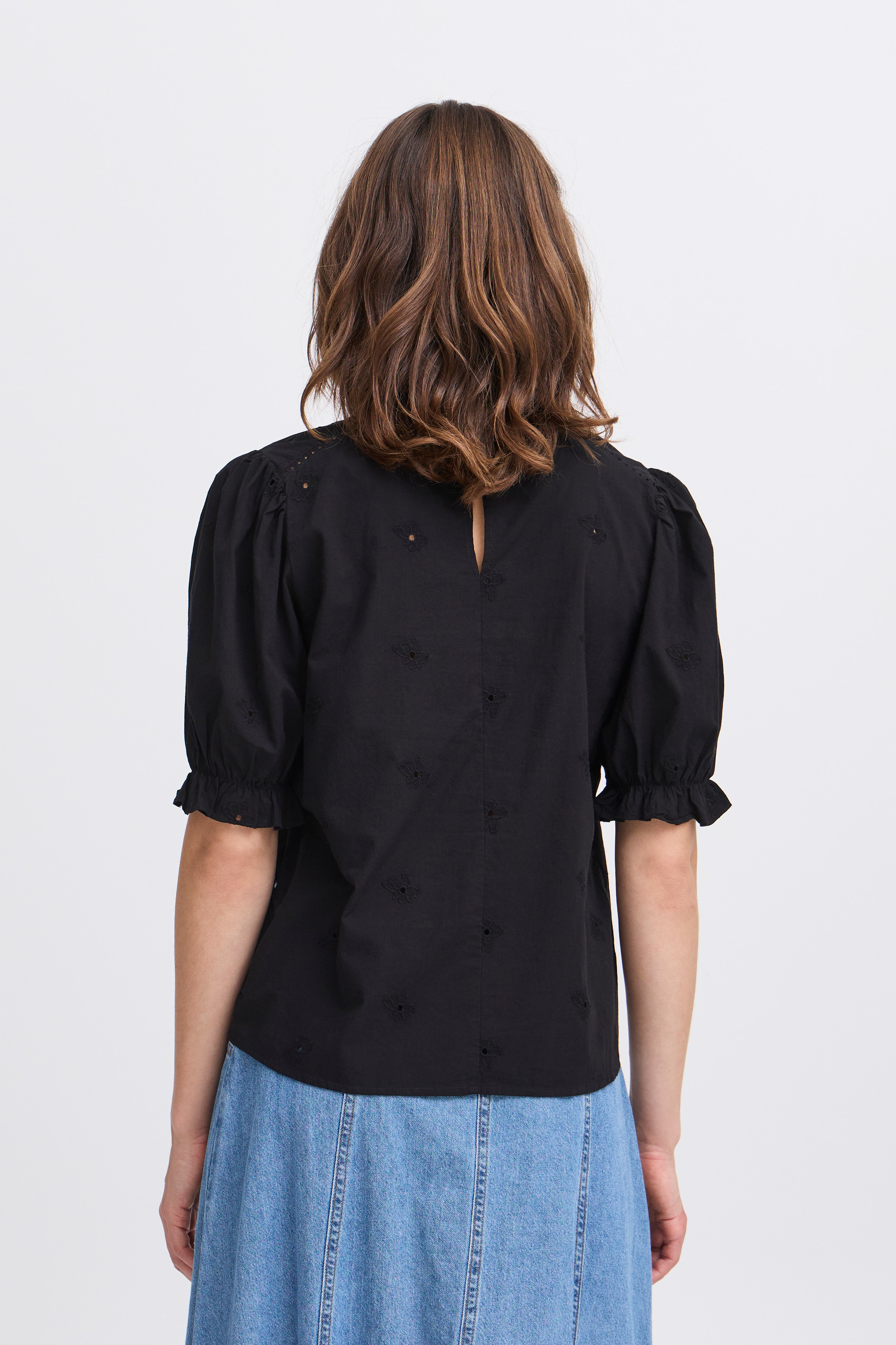 BYJINNI Blus LOOKBOOK BACK 20816723-200451