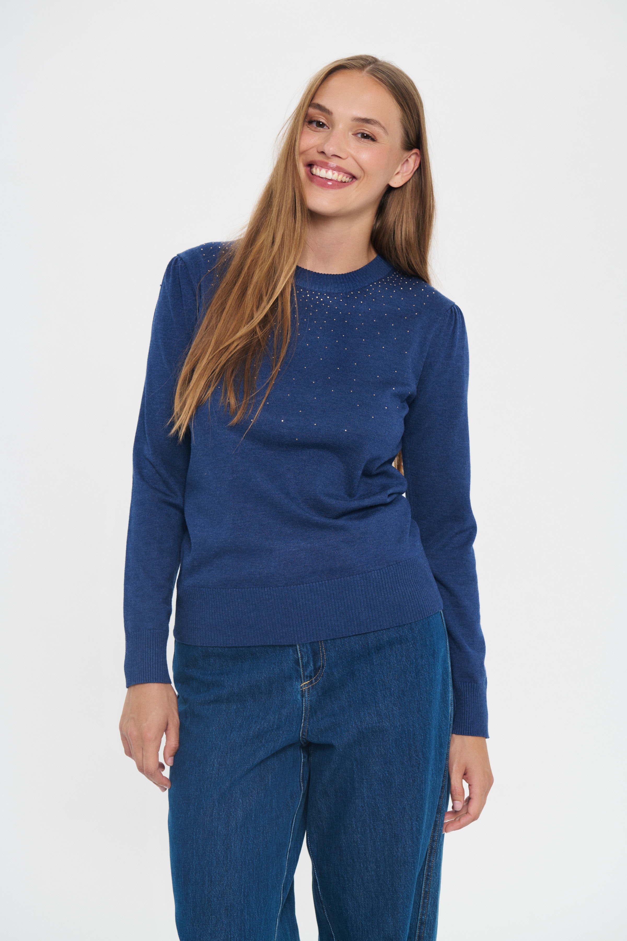 CherriSZ Pullover LOOKBOOK FRONT 30514122-1941111