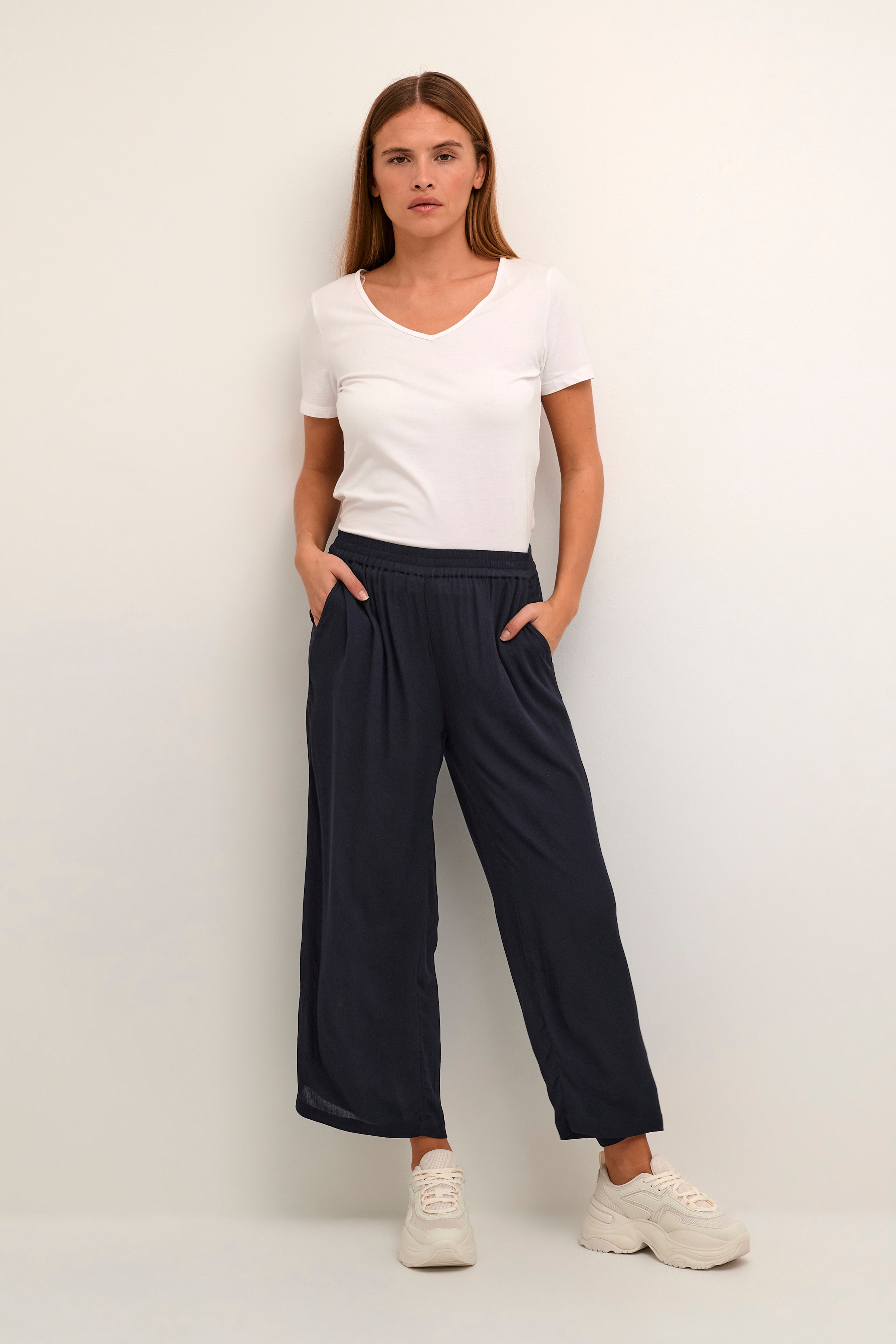 KAdacia Trousers LOOKBOOK FRONT 10506454-194020