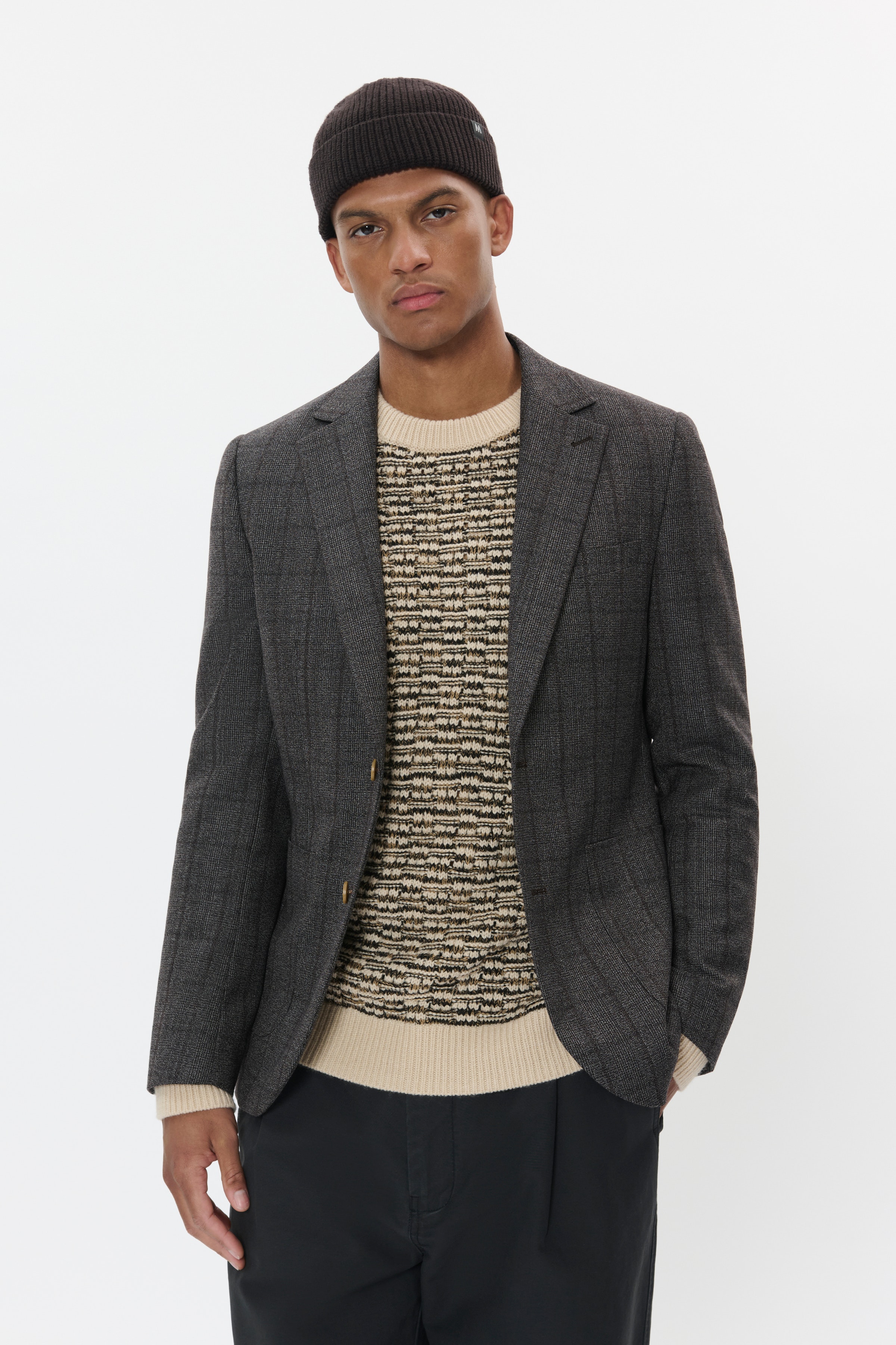 MAgeorge Blazer LOOKBOOK FRONT 30208709-191103