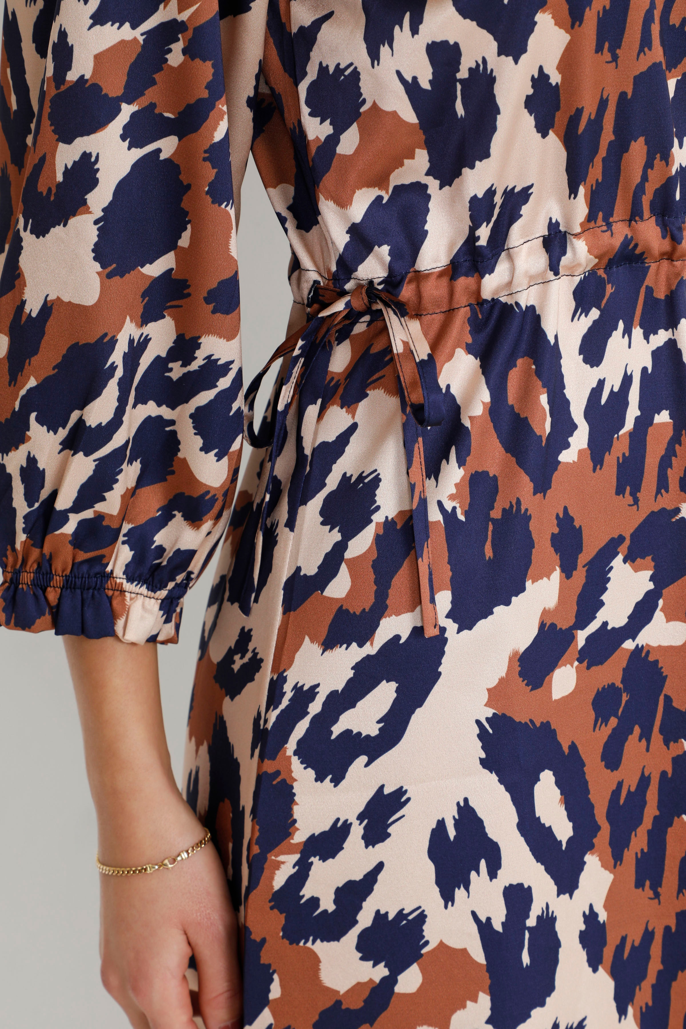 CUtania Skjorta LOOKBOOK DETAIL 50108968-500086