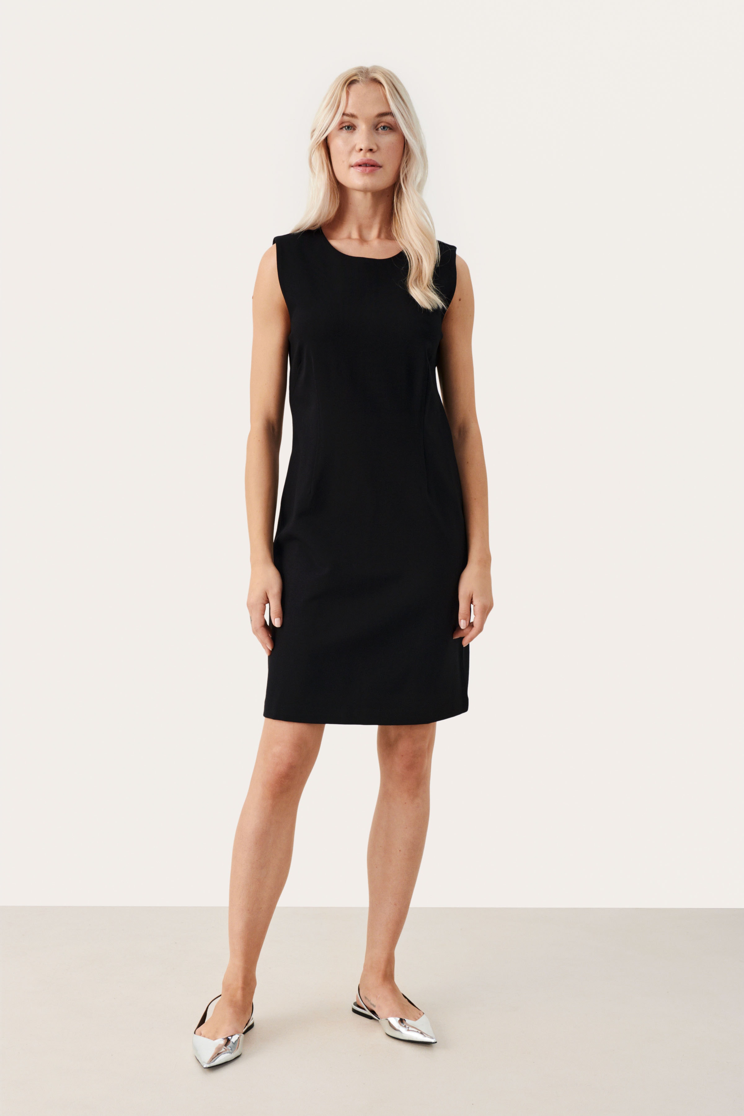 DailynPW Jurk LOOKBOOK FRONT 30308173-194008