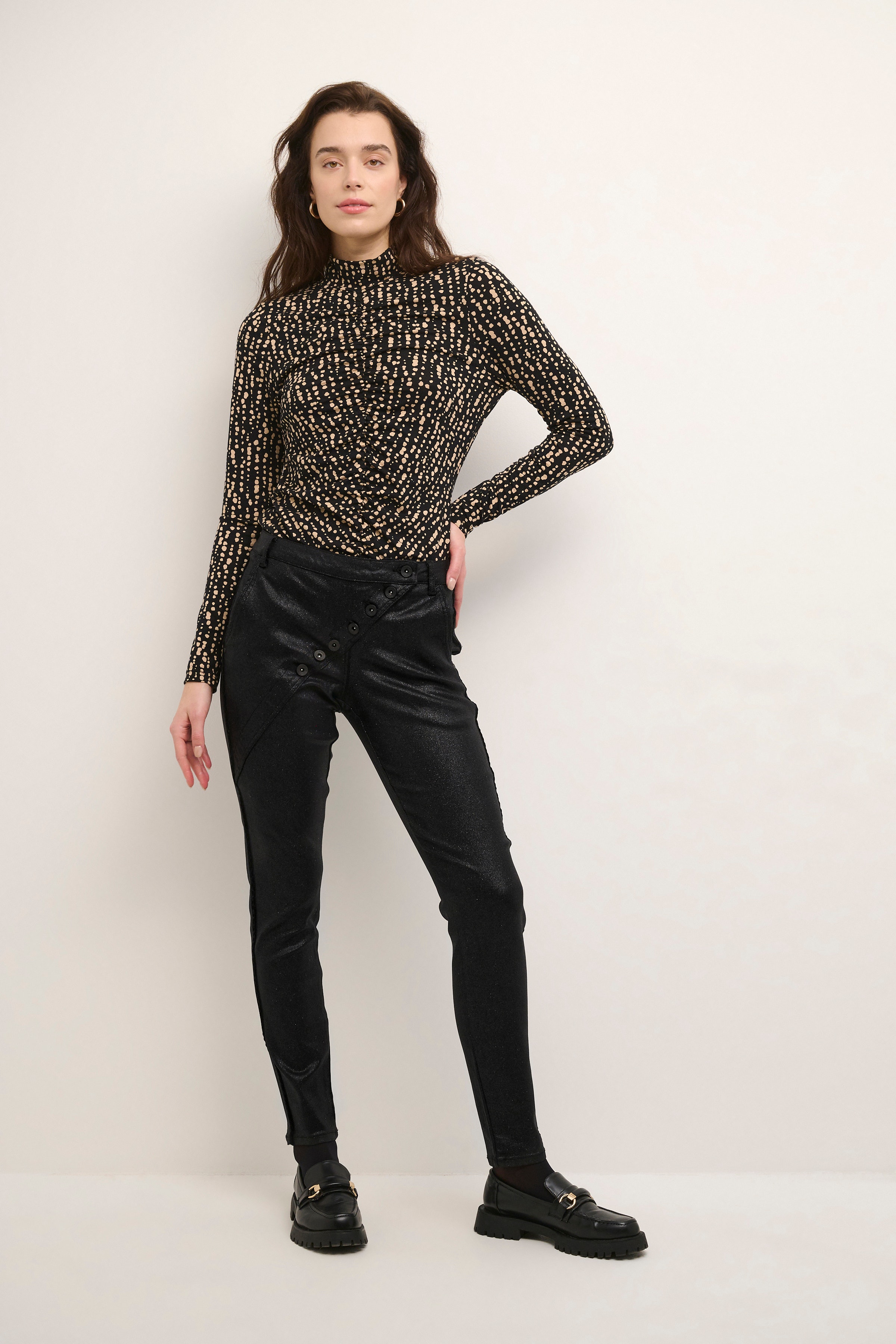 CRKelly Trousers LOOKBOOK FRONT 10610877-102085