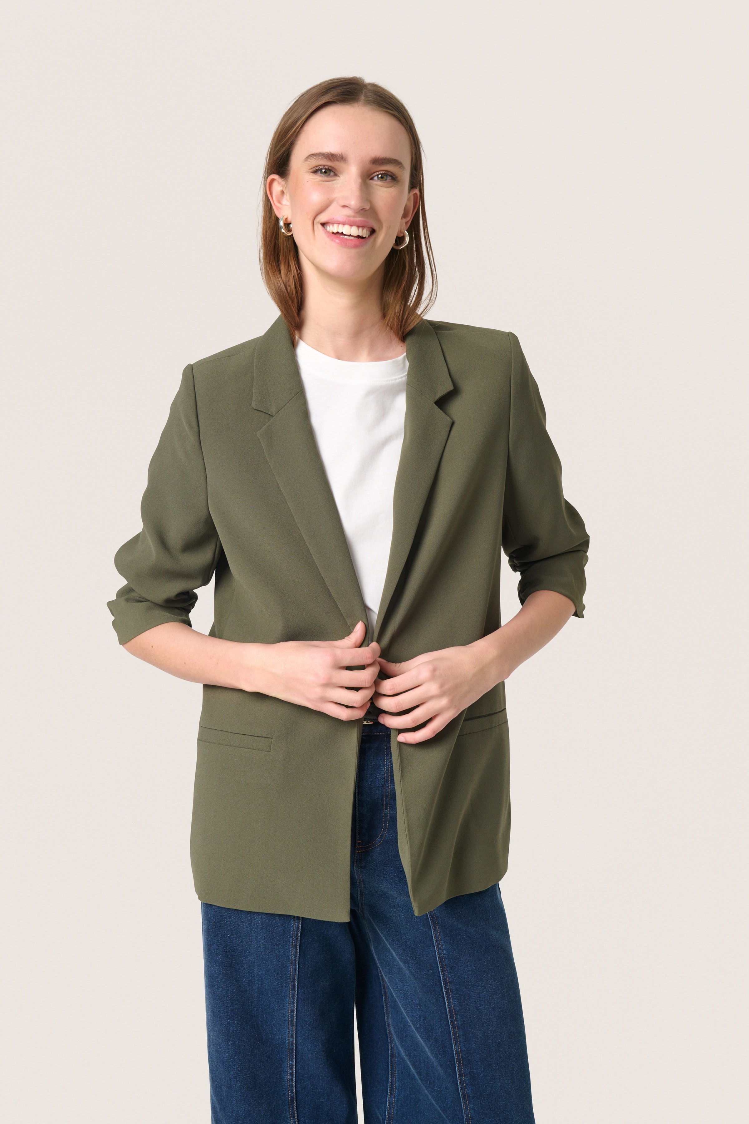 SLShirley Blazer LOOKBOOK FRONT 30403608-190511