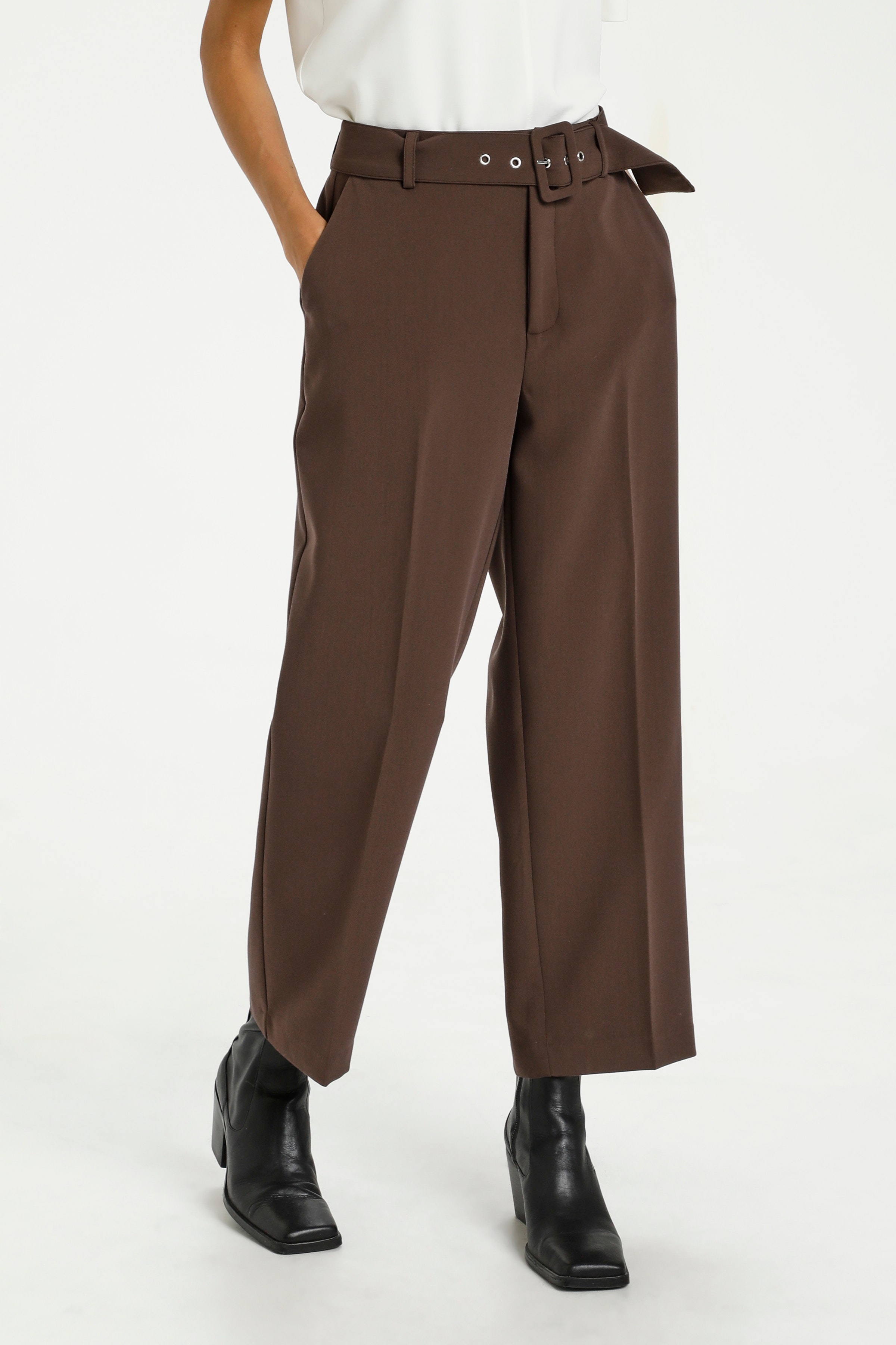 KAkensa HW Cropped Pants Suiting LOOKBOOK FRONT 10505792-191213