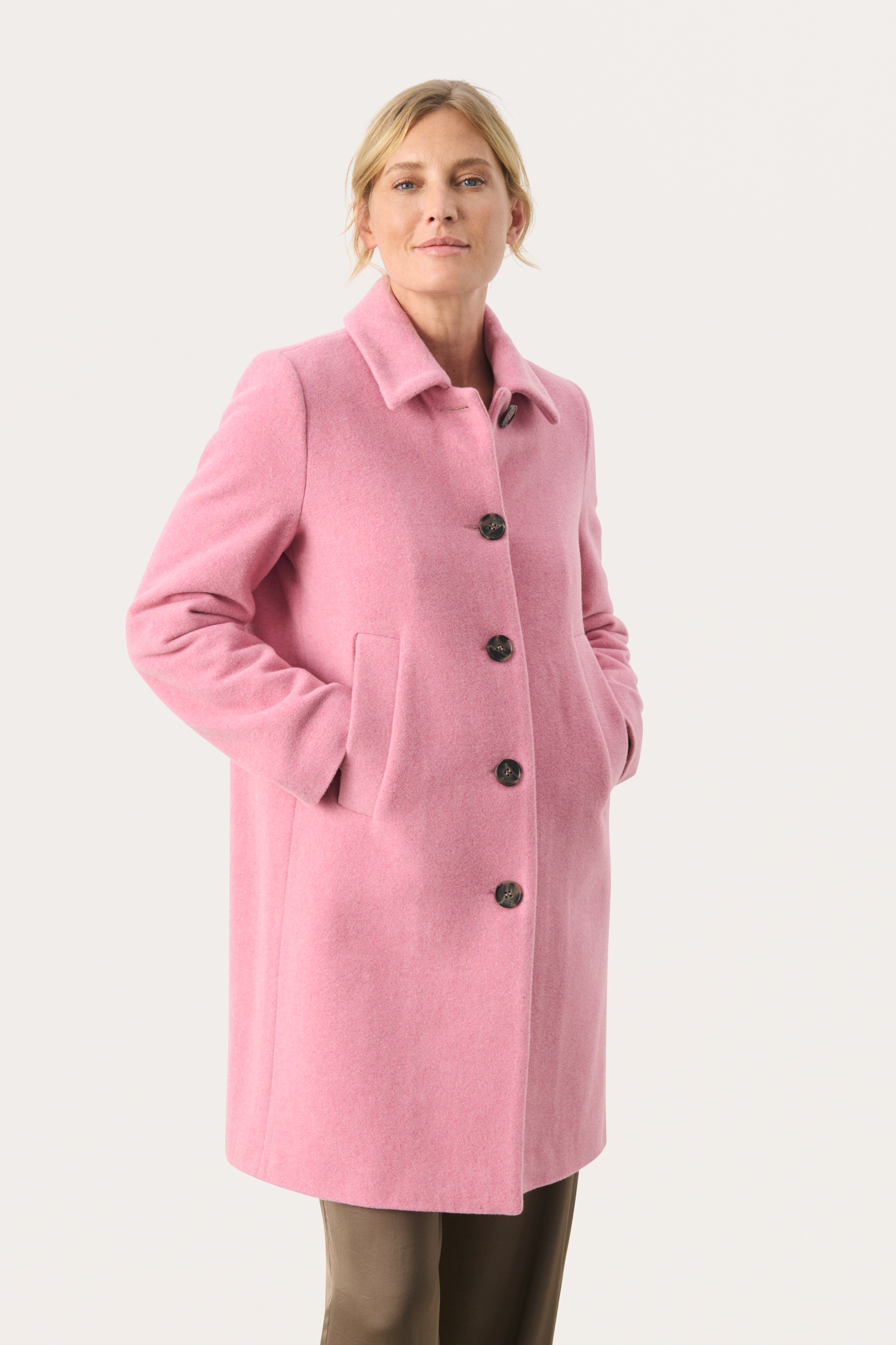 KamillasPW Coat LOOKBOOK FRONT 30307775-151912