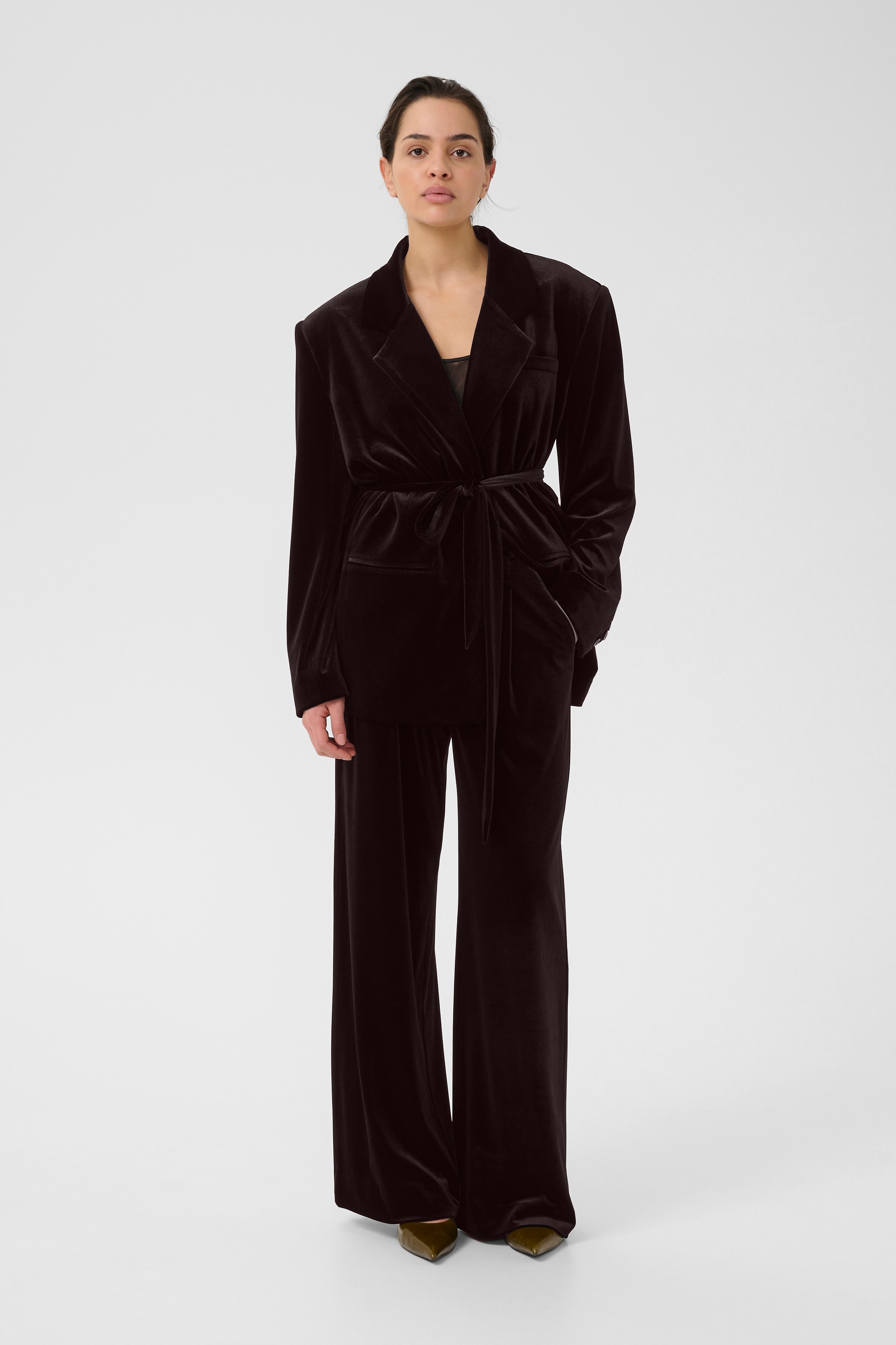 GZvitta Blazer LOOKBOOK FRONT 10910717-191018