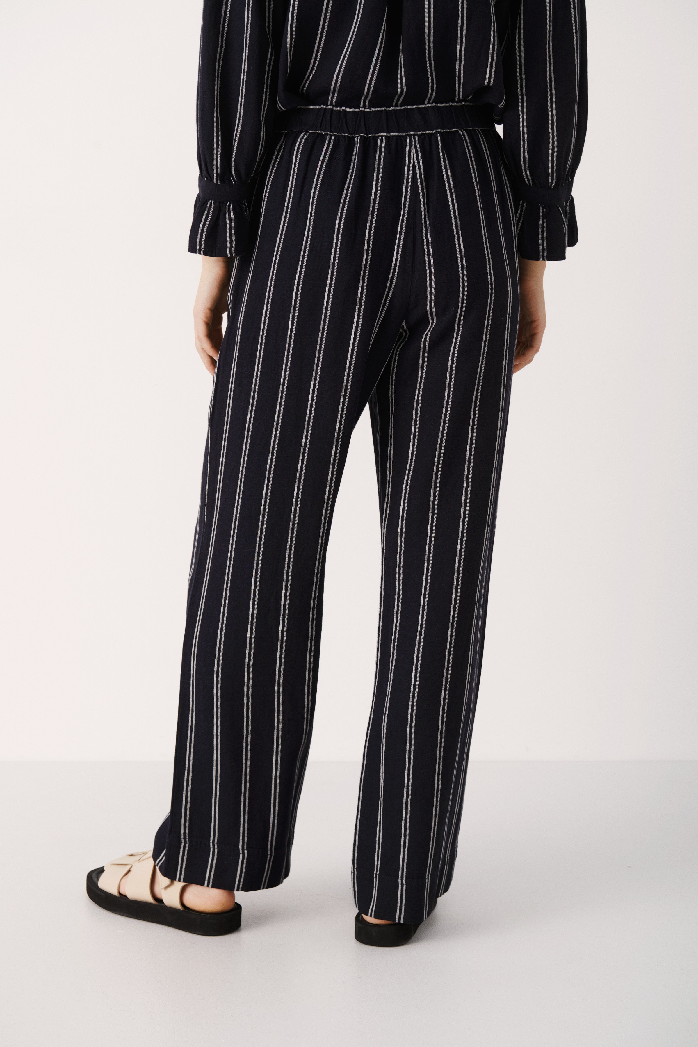 NesrinPW Casual pants LOOKBOOK BACK 30306682-301239