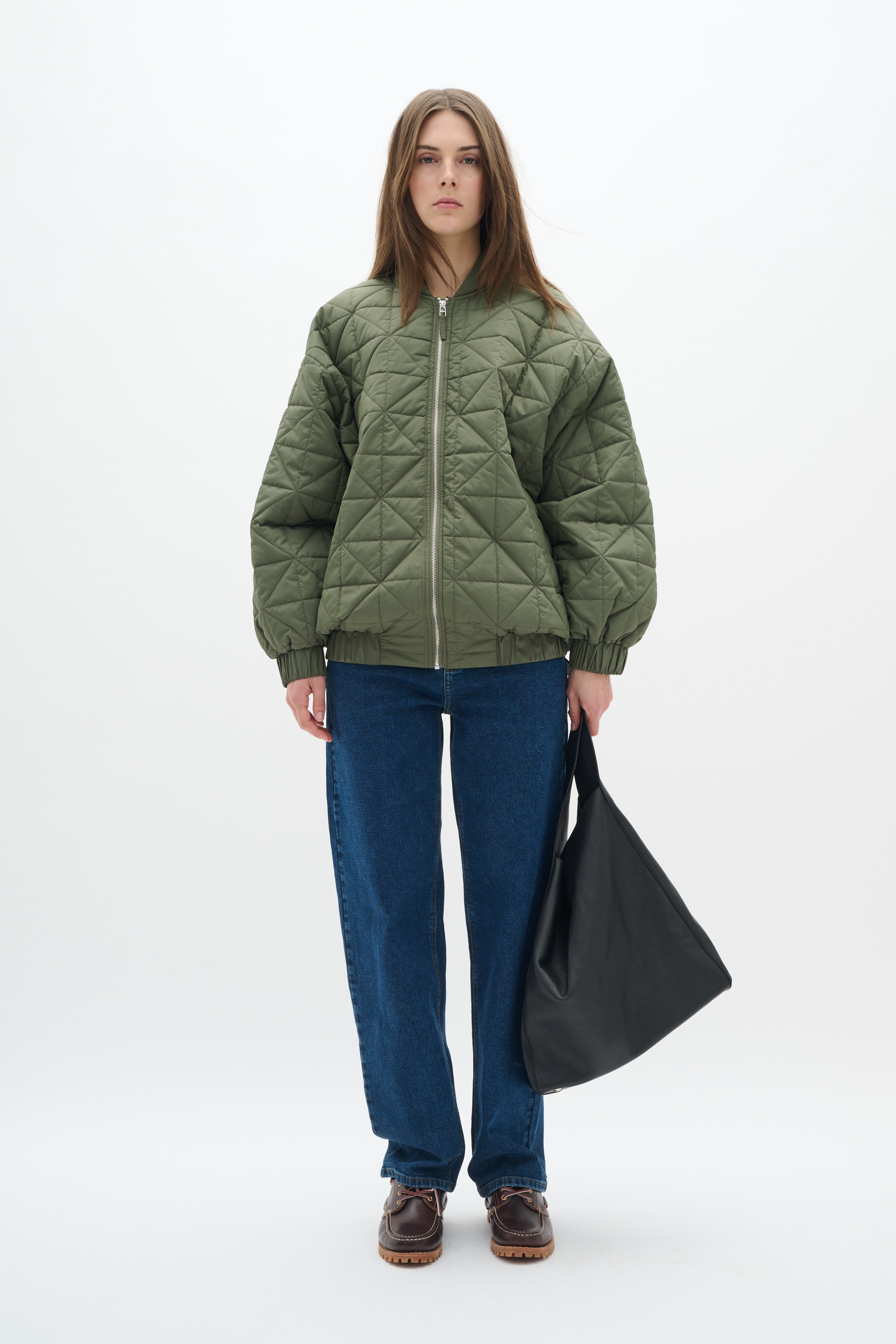 TeiganIW Outerwear LOOKBOOK FRONT 30109056-190312