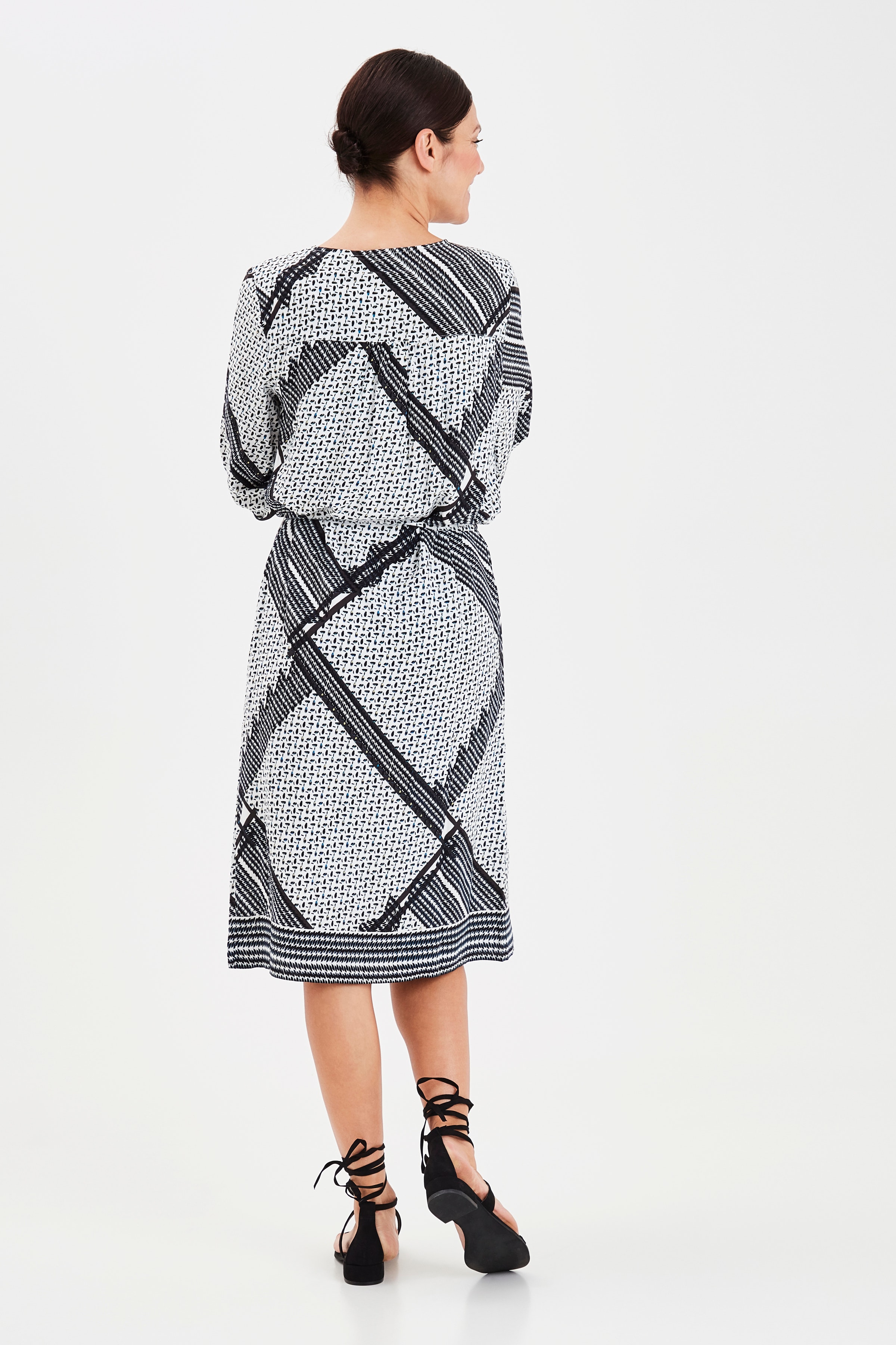 Kleid LOOKBOOK BACK 20607294-69010