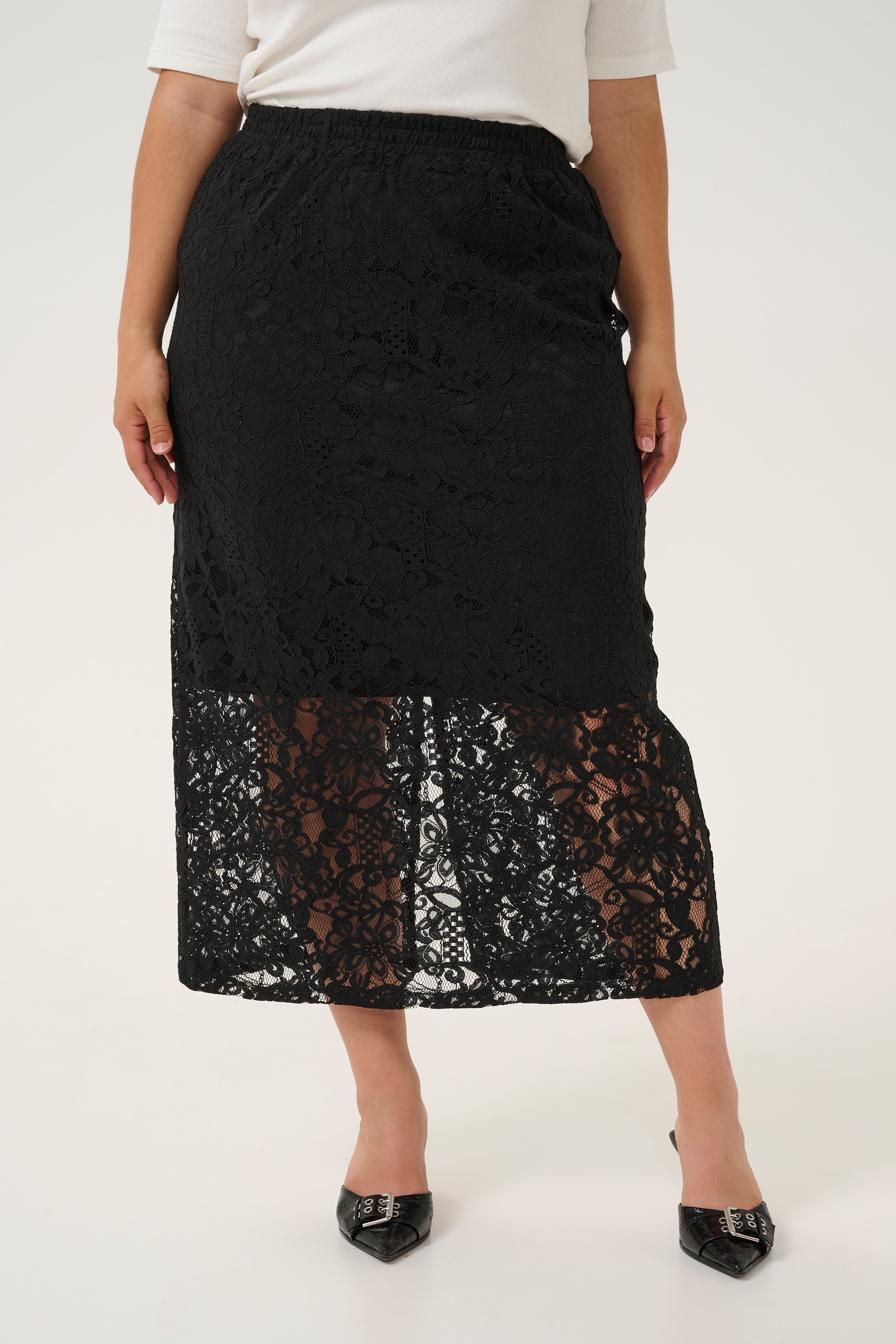 KClanica Lace Skirt LOOKBOOK FRONT 10583128-100121