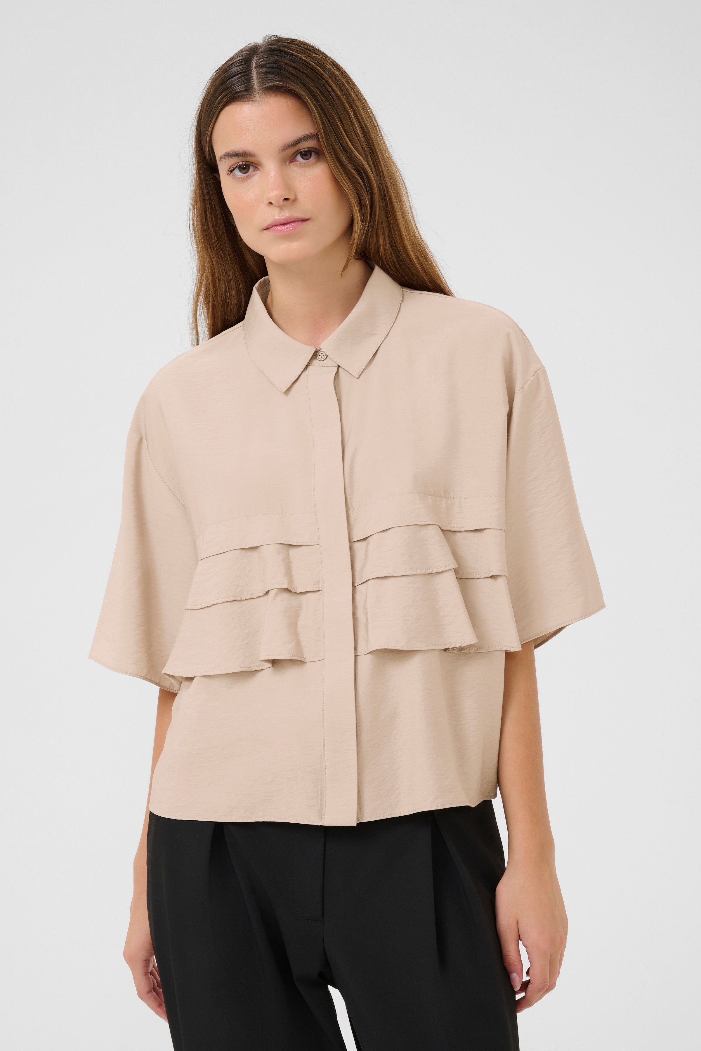 KBUte Bluse LOOKBOOK FRONT 10105433-160906