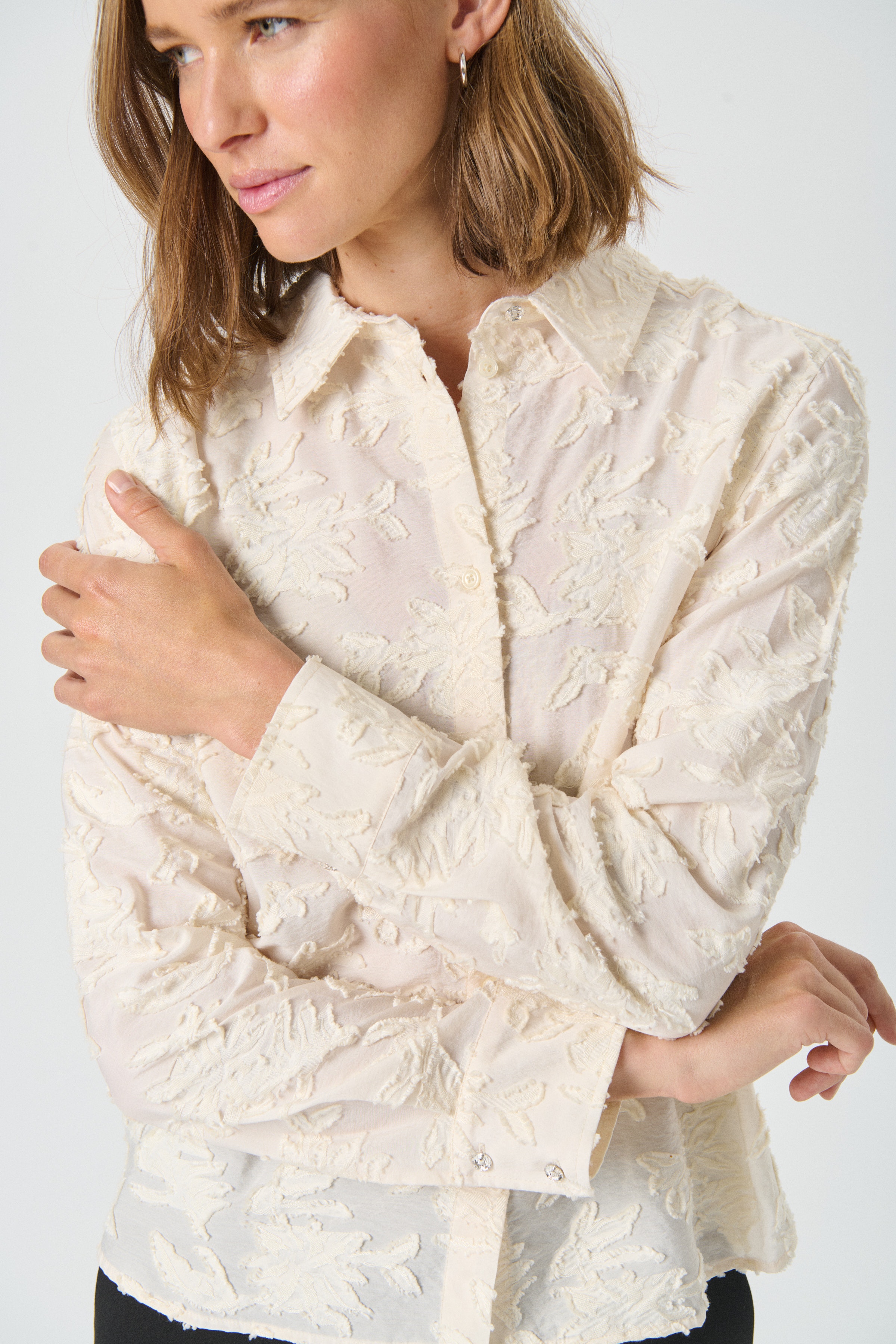 VilyaPW Shirt LOOKBOOK DETAIL 30310163-120304