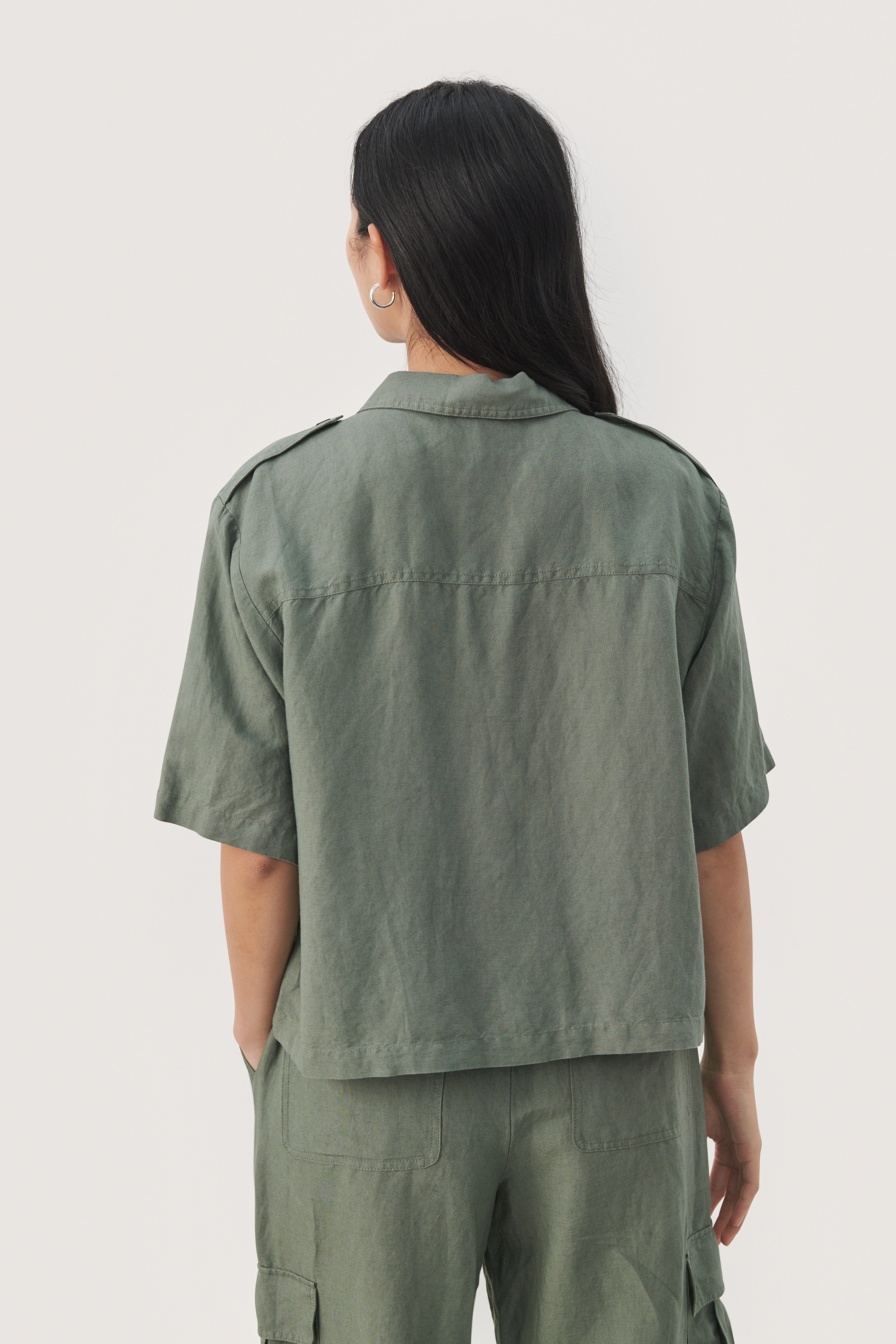 FetimasPW Short-sleeved linen shirt LOOKBOOK BACK 30308675-185806