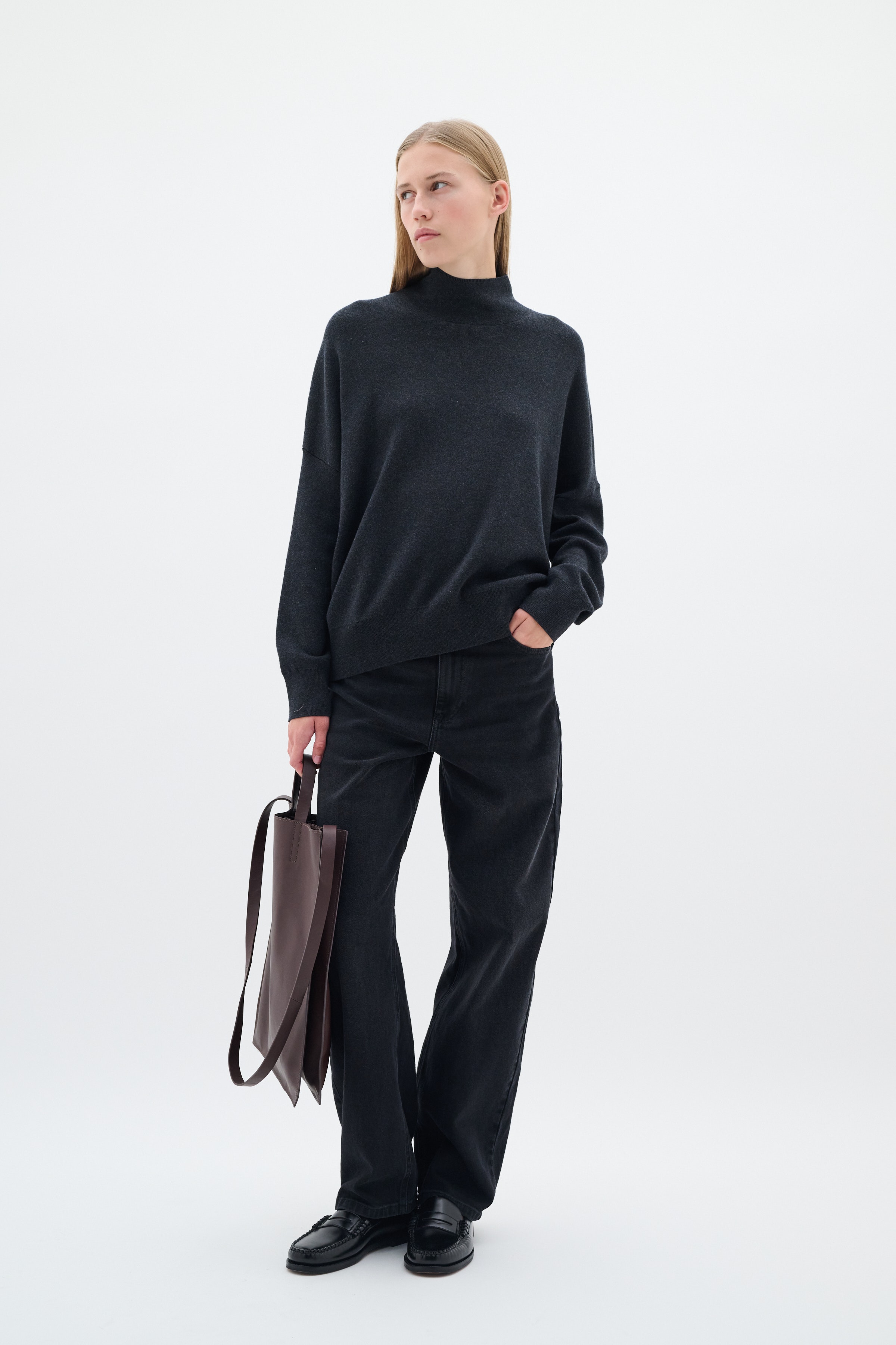 TenleyIWTurtleneck Pullover LOOKBOOK FRONT 30106490-300596