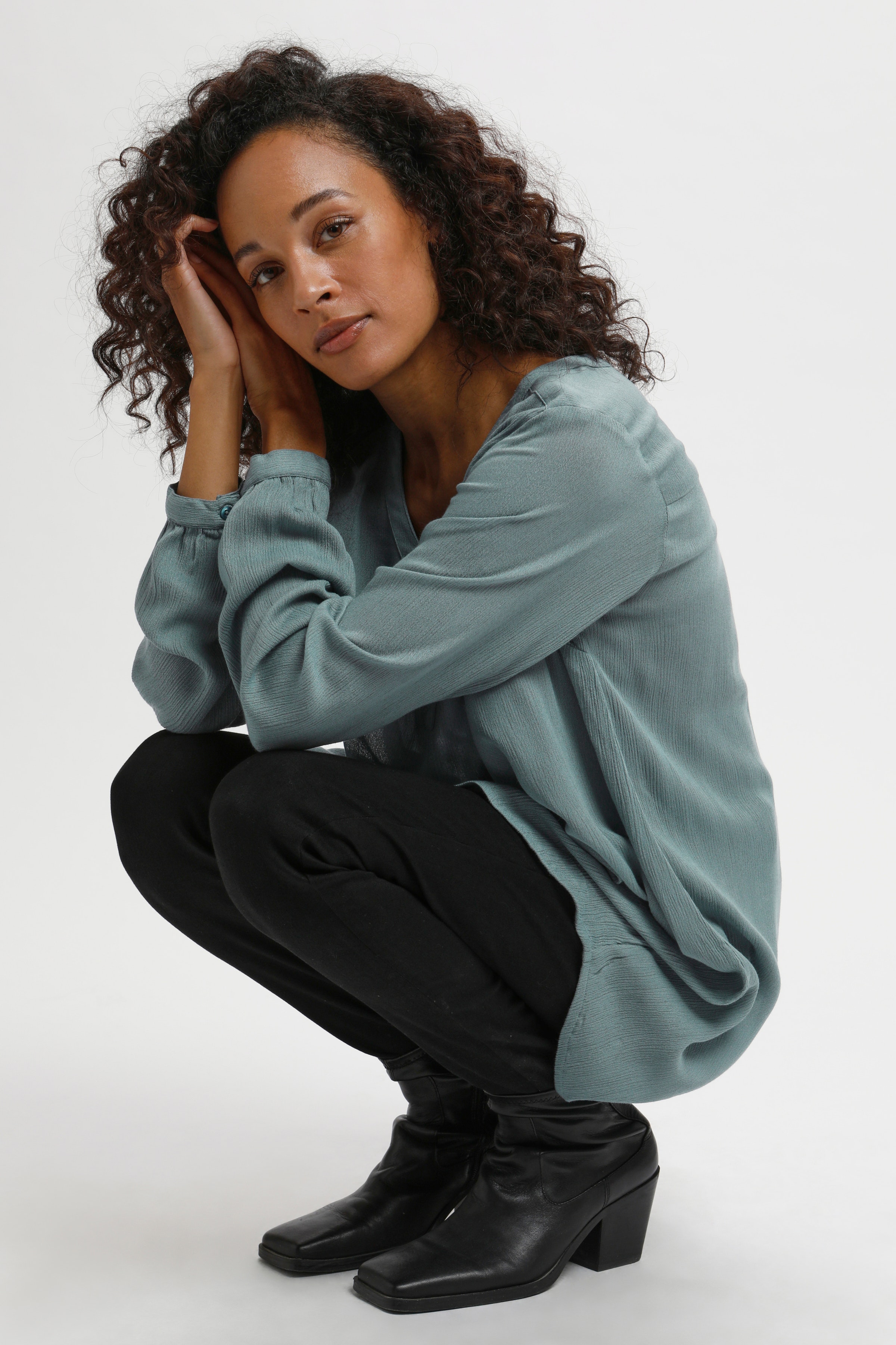 Amber Tunika LOOKBOOK DETAIL 501038-184215