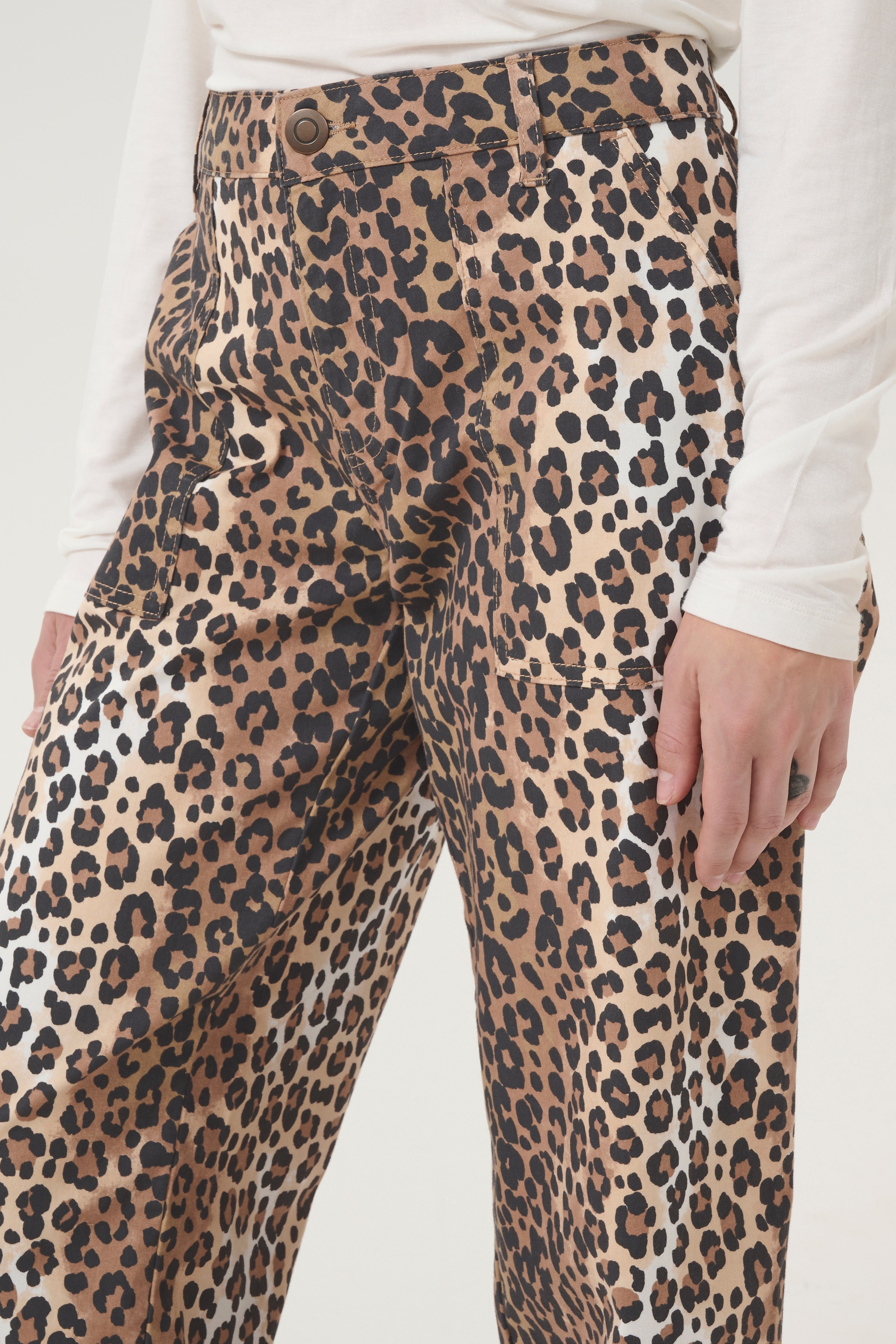 CUfenna Leopard Trousers LOOKBOOK DETAIL 50111652-107355