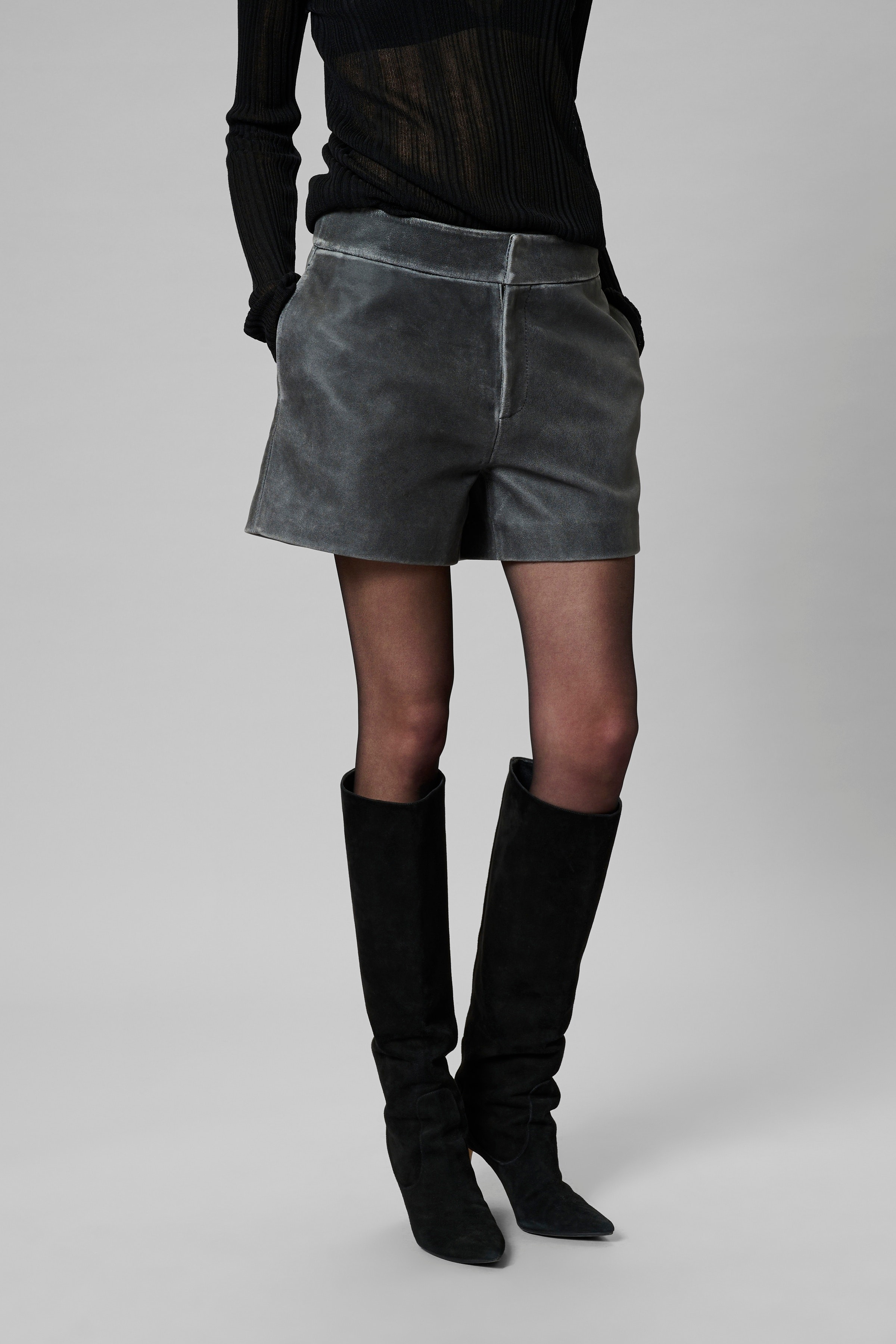 MWBibi Shorts LOOKBOOK FRONT 10705391-100081