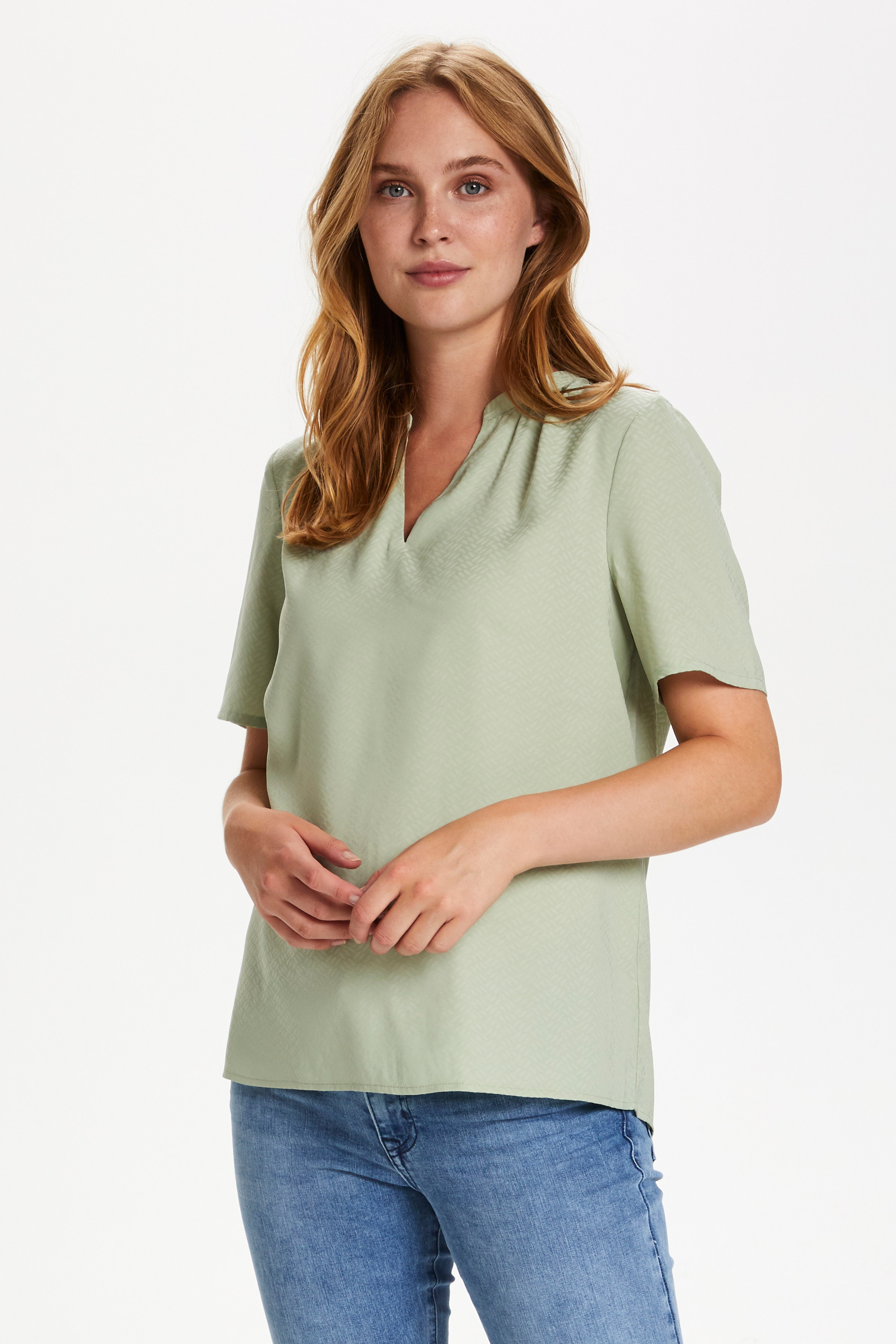 FuraSZ Top LOOKBOOK FRONT 30511137-160110