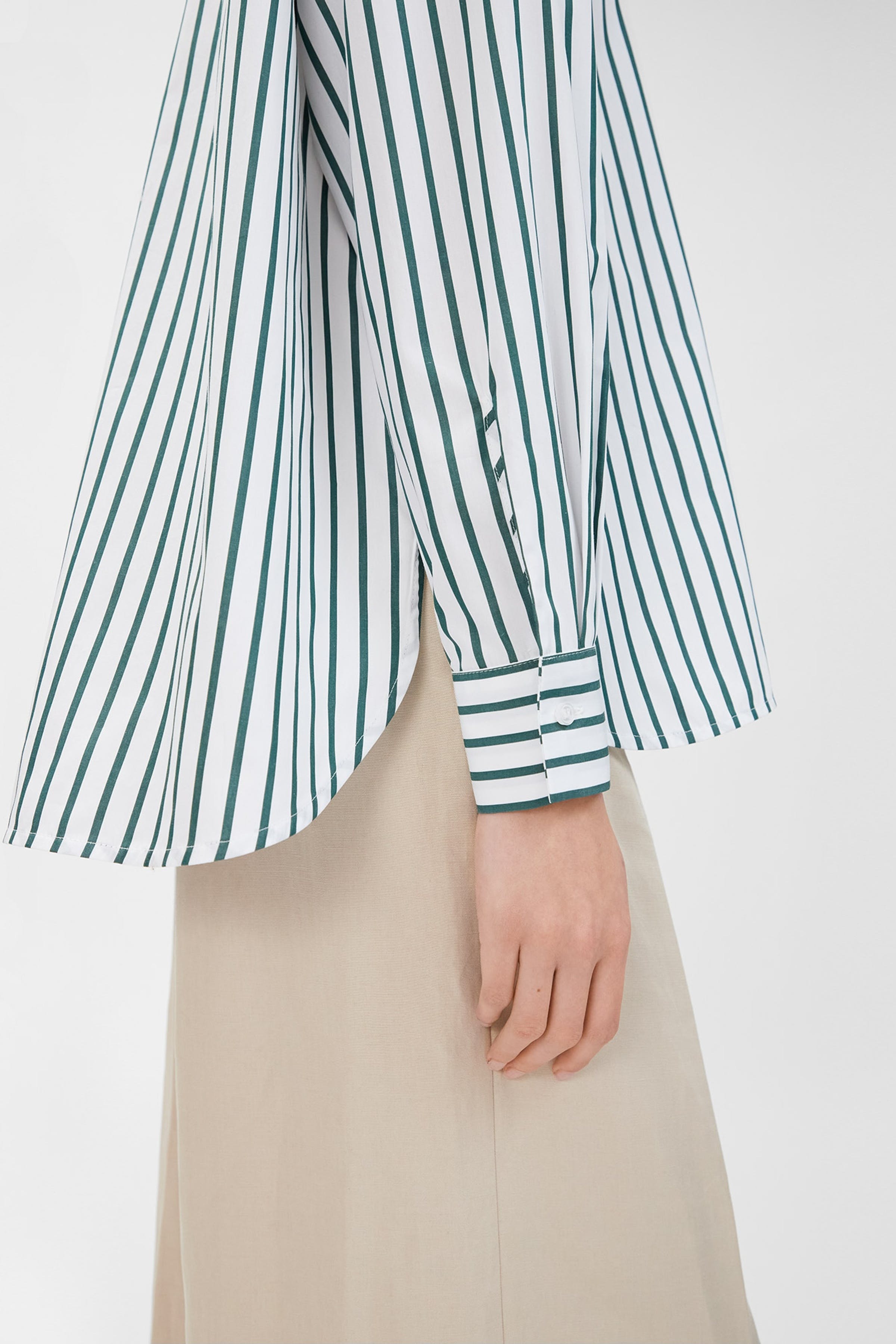 BETHANY Bluse LOOKBOOK DETAIL 30600218-MC2100