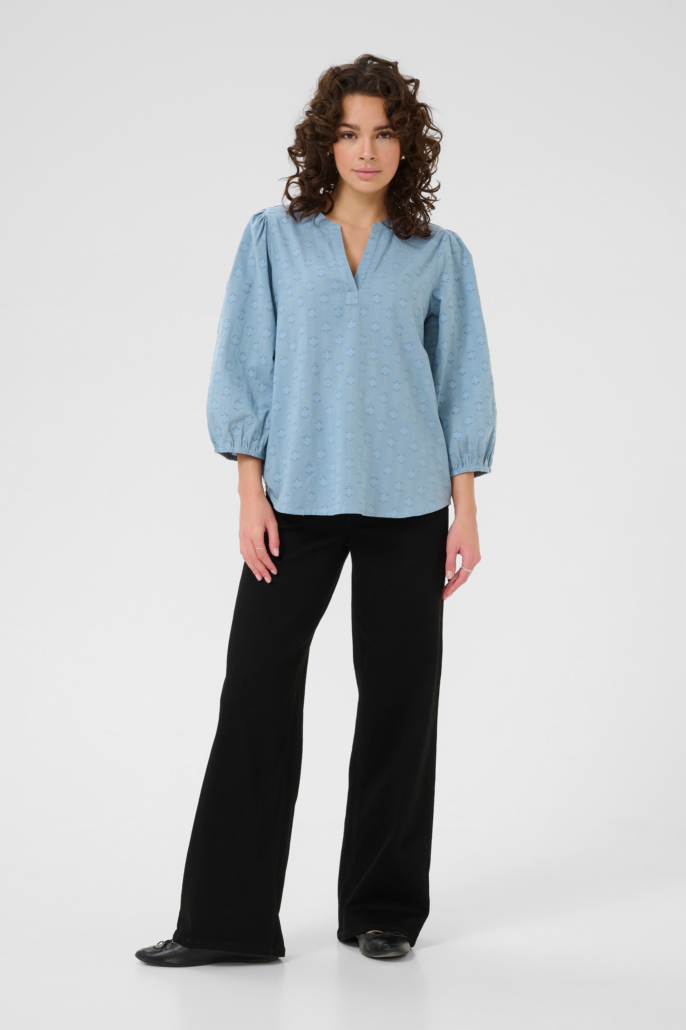 KAenya Blus LOOKBOOK FRONT 10510755-174018