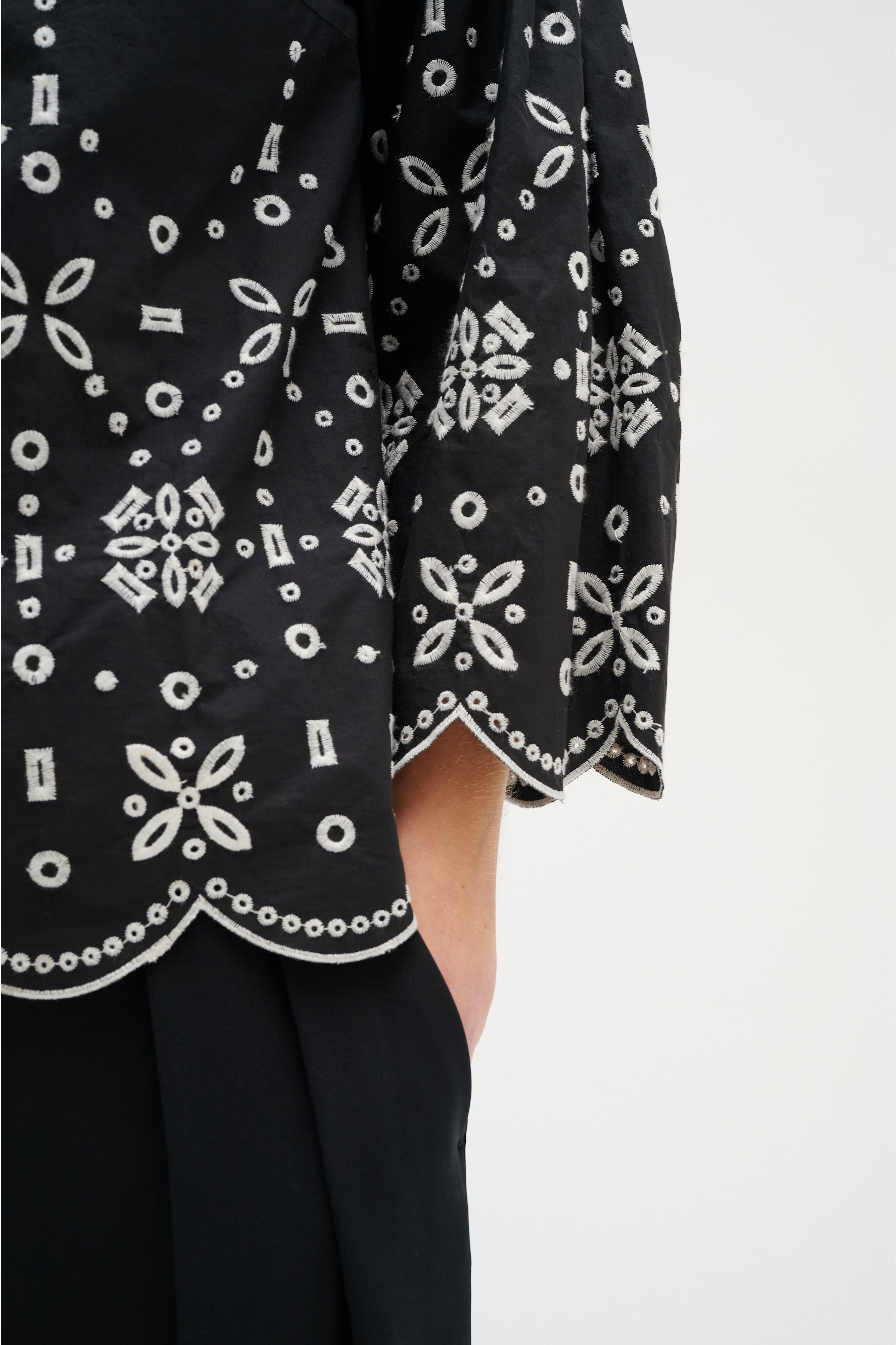 DorikaIW Blouse LOOKBOOK DETAIL 30108120-194008