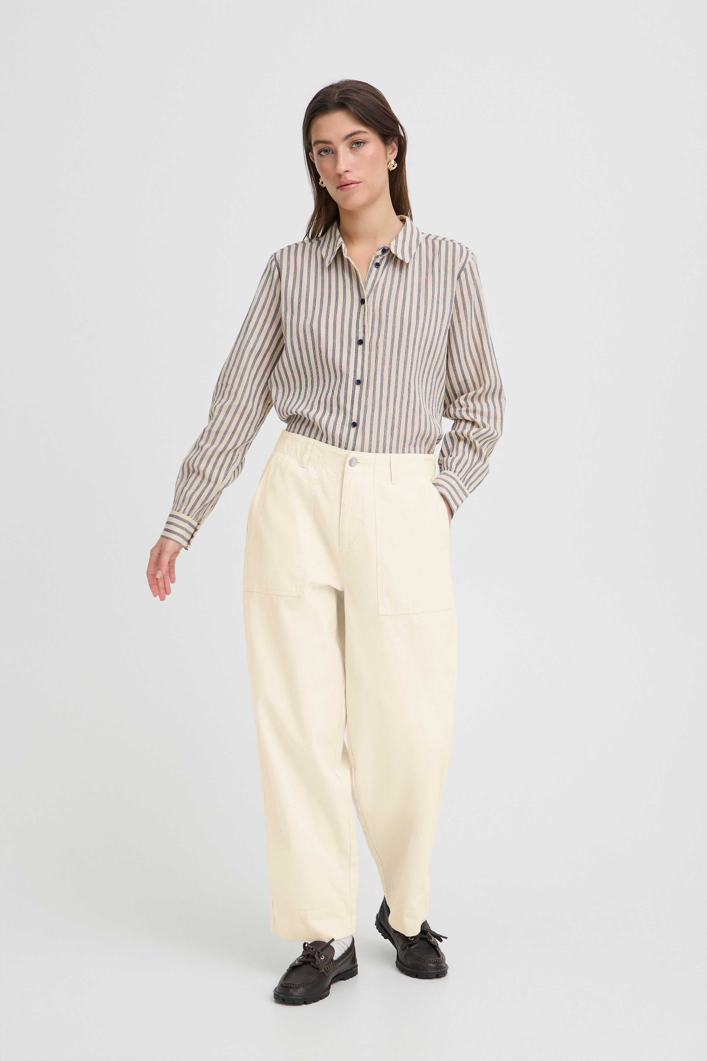 BYELMA Hose LOOKBOOK FRONT 20818438-130905