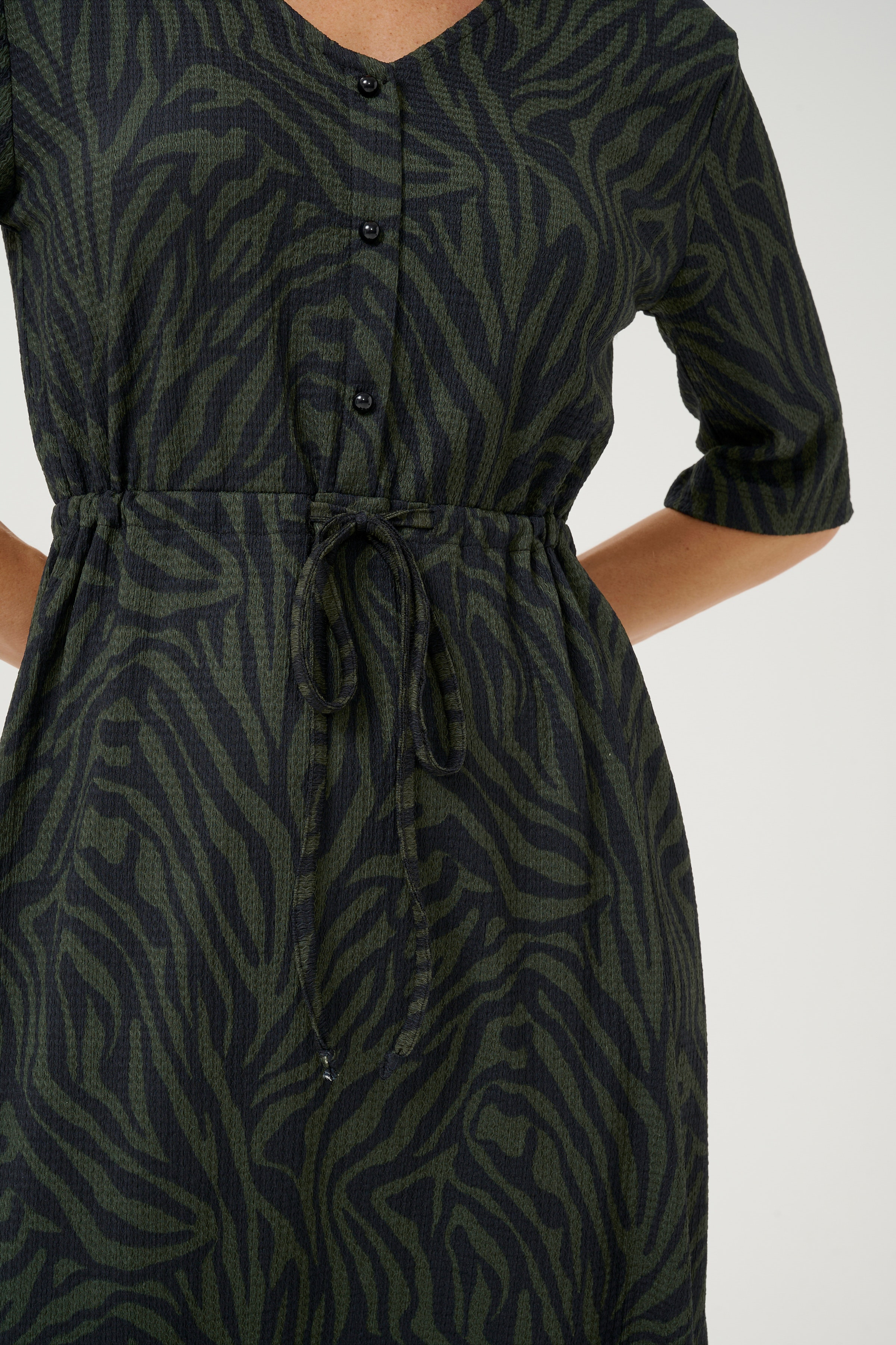 BPhanna Kjole LOOKBOOK DETAIL 10590726-107053B