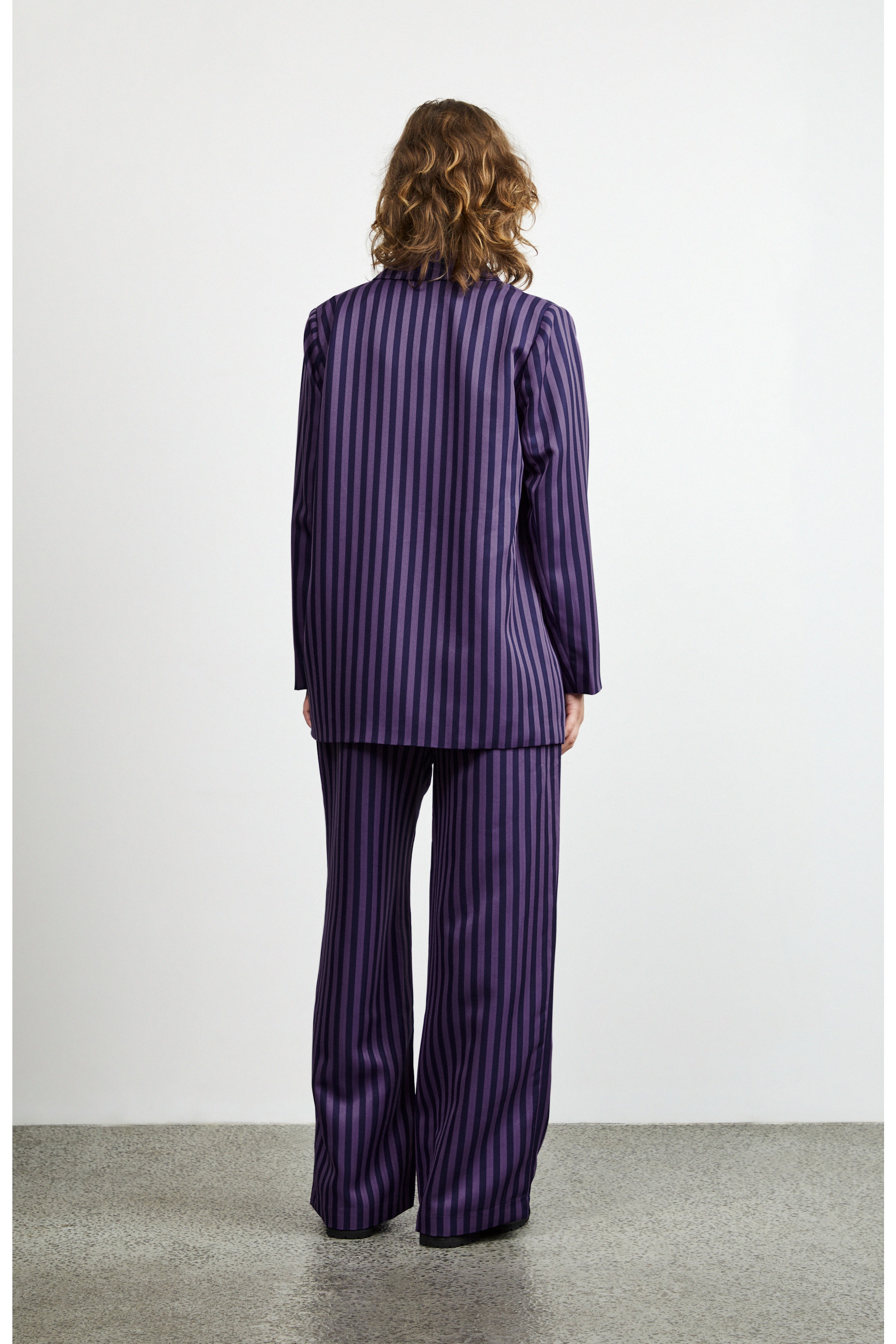 IXMISSY Blazer LOOKBOOK BACK 20119119-202125