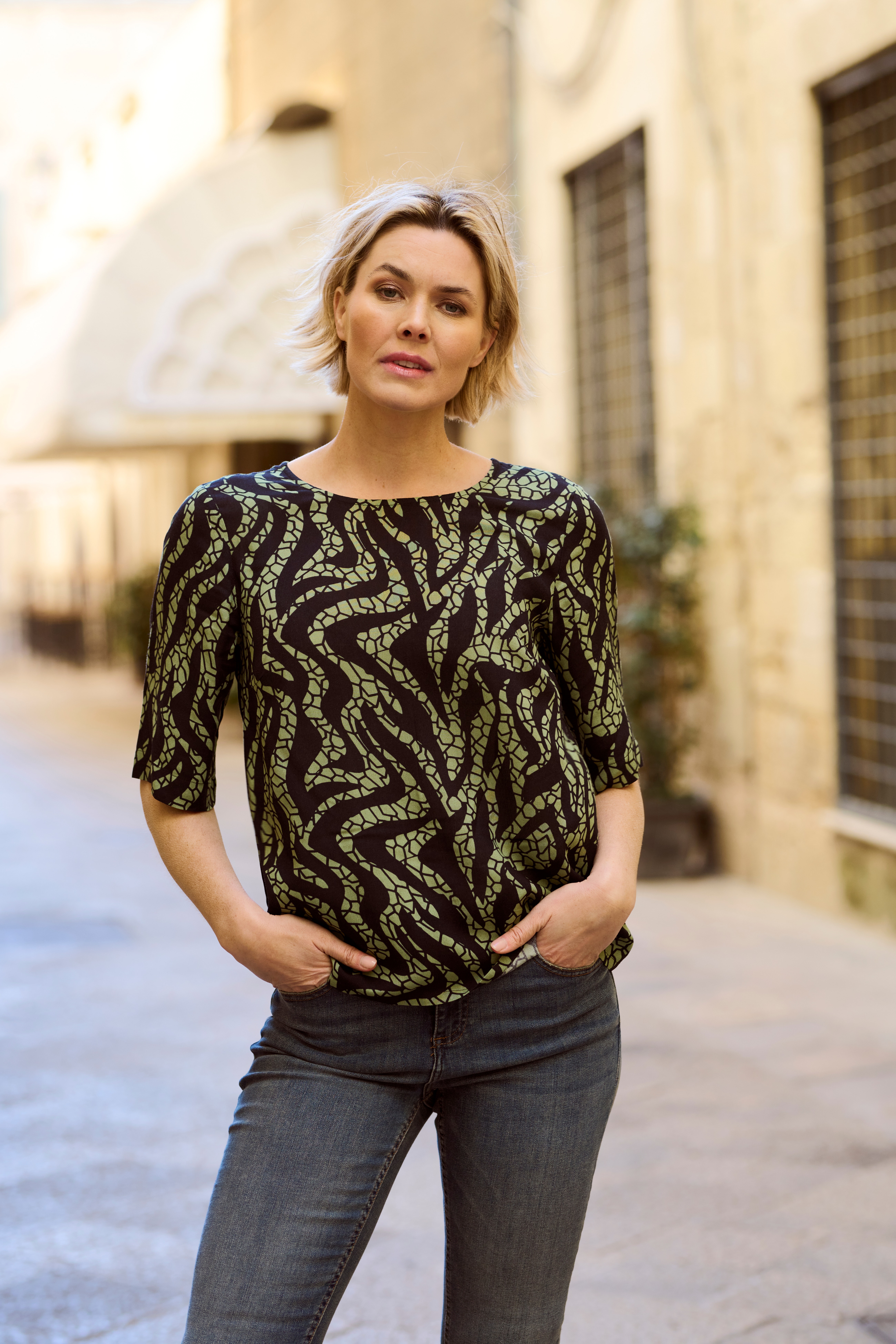 BPzelina Blouse LOCATION NONE 10590648-105766B
