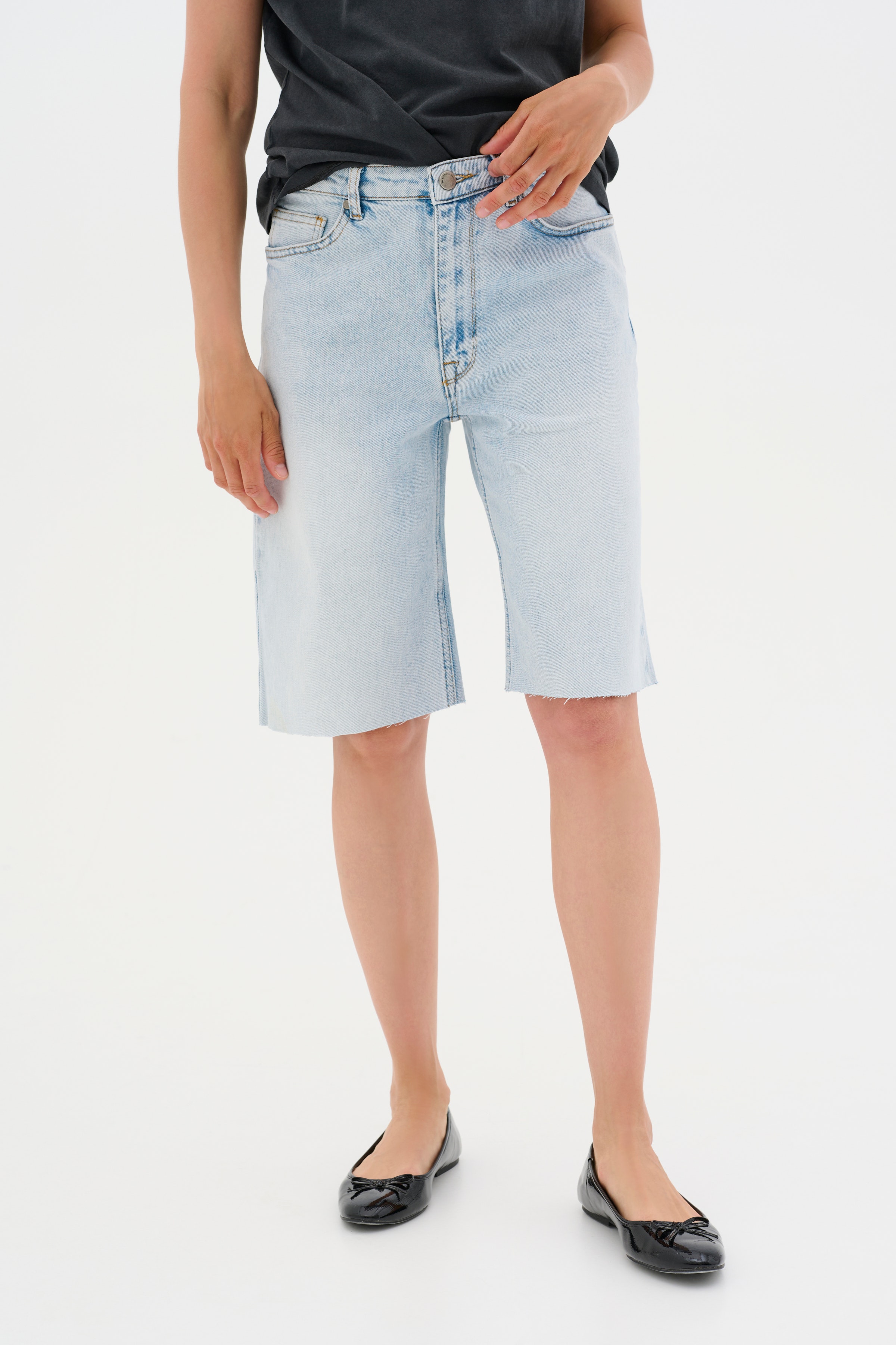 LouisMW Shorts LOOKBOOK FRONT 10705124-100046