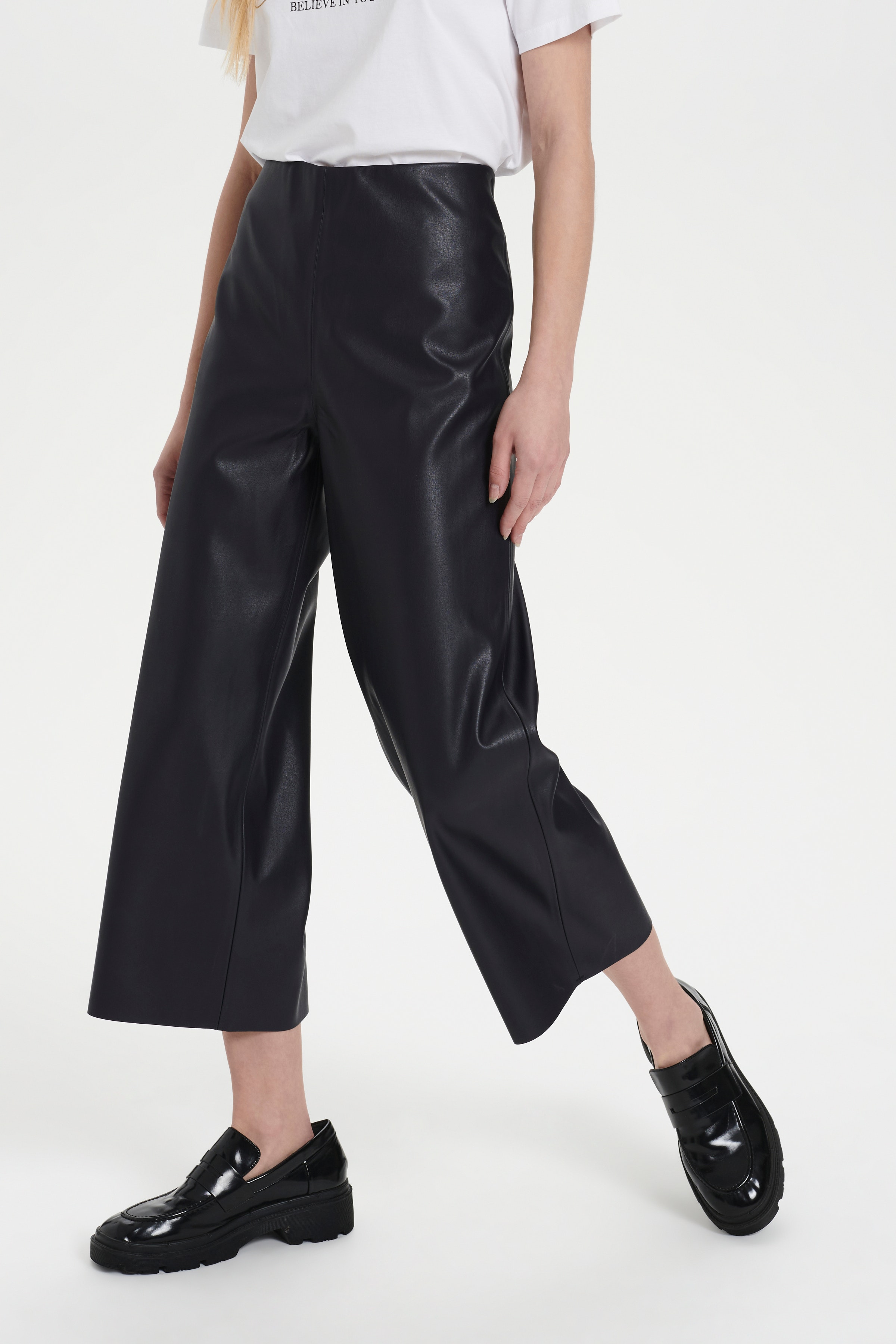 DowieSZ Trousers LOOKBOOK FRONT 30510782-193713