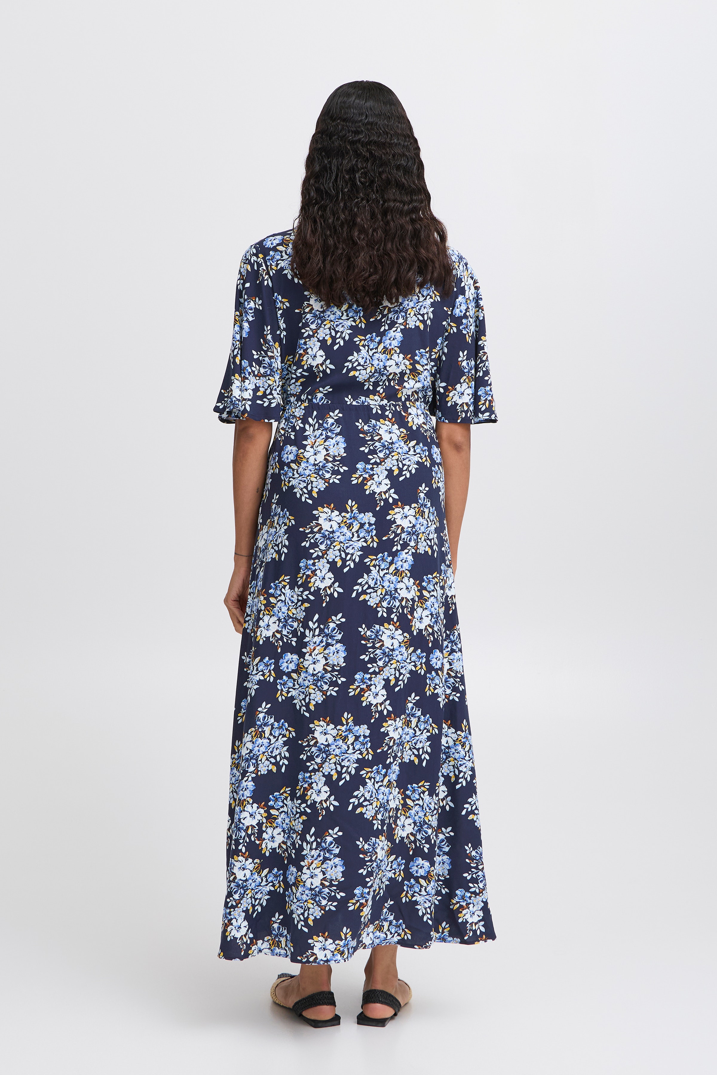 BYMMJOELLA Kjole LOOKBOOK BACK 20816532-204600