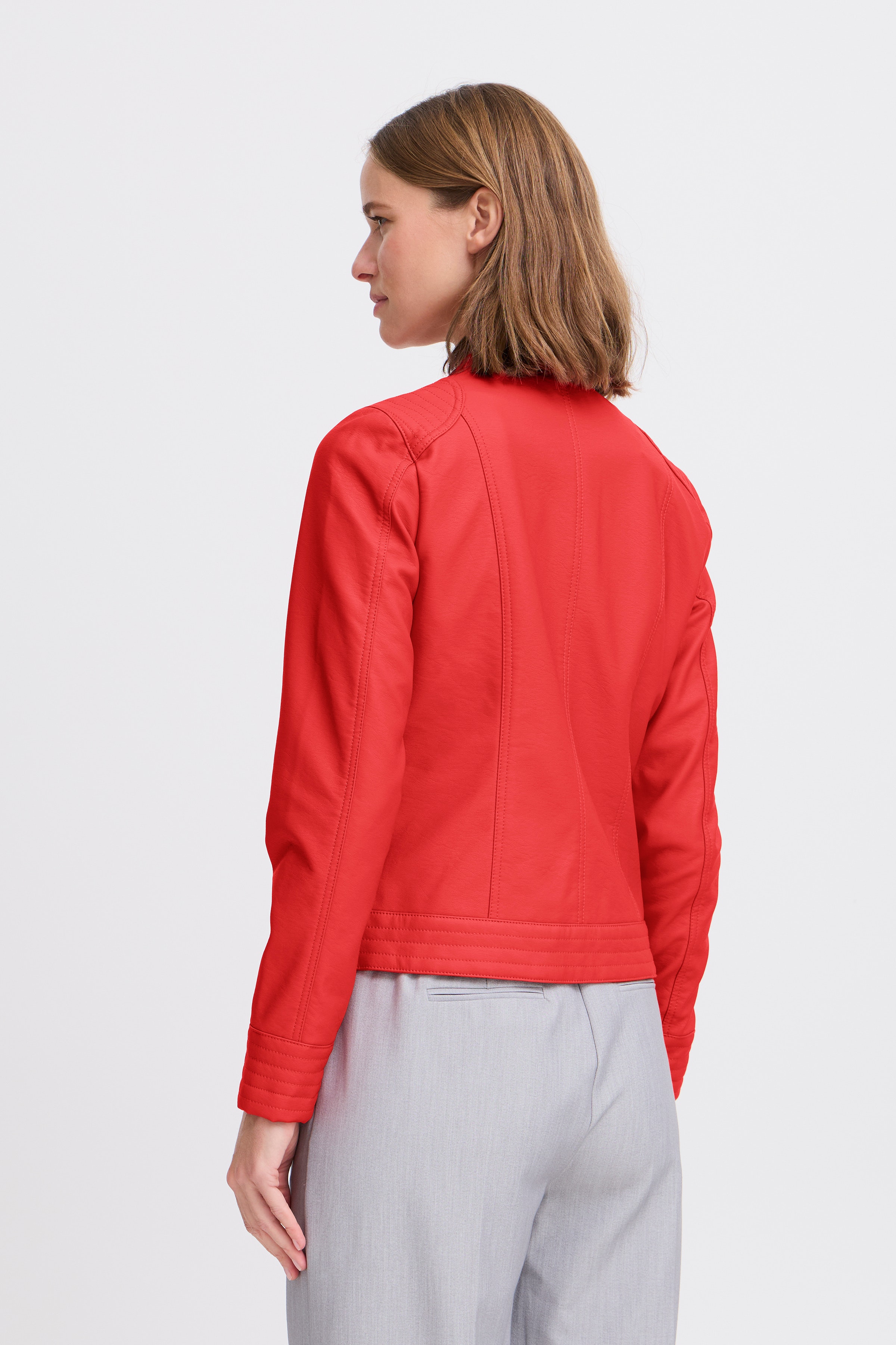 BYACOM Ytterplagg LOOKBOOK BACK 20809396-171654