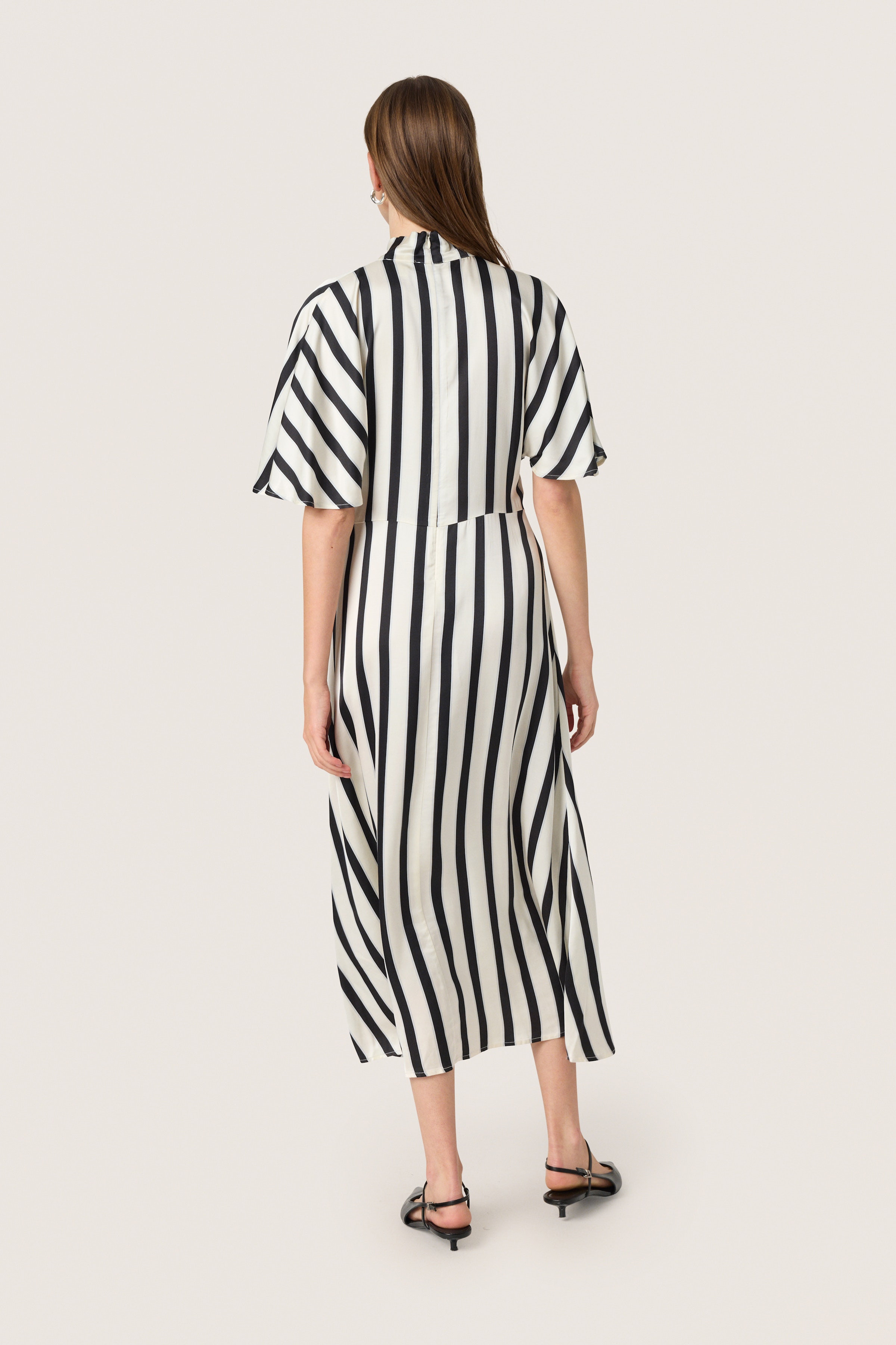 SLClero Dress LOOKBOOK BACK 30408522-304094