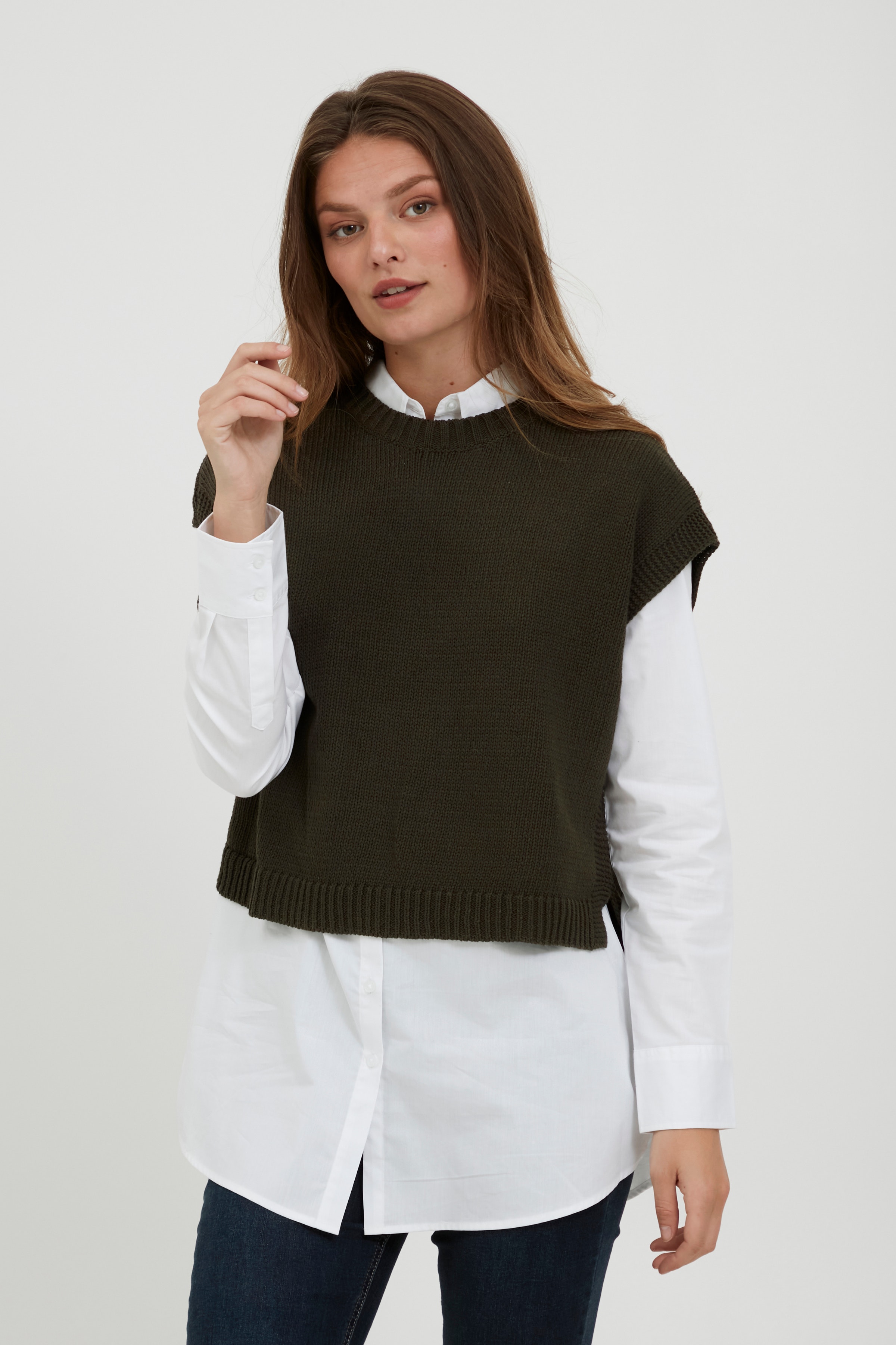 Strikket vest LOOKBOOK FRONT 20404173-190506