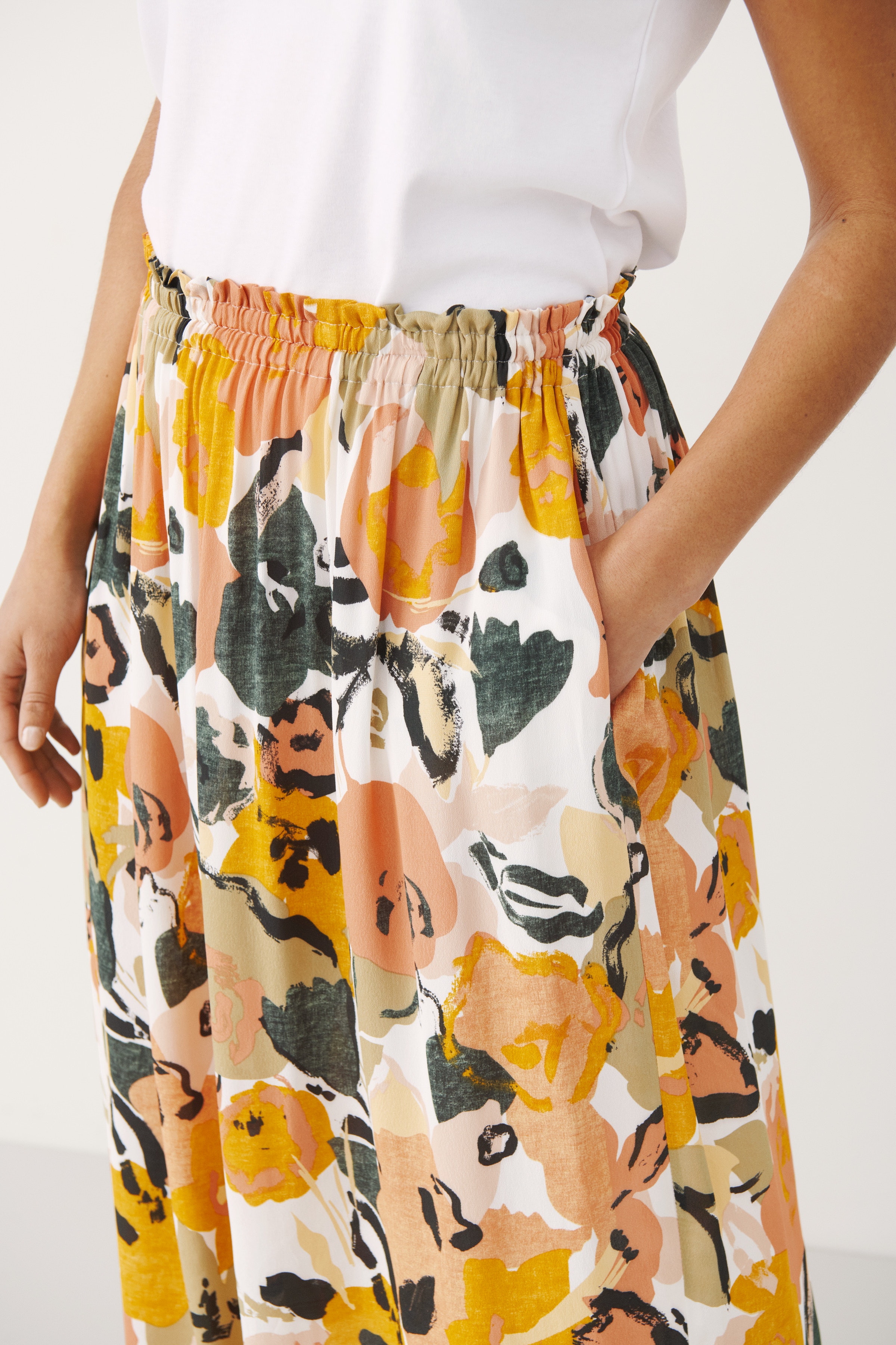 JaylaPW Skirt LOOKBOOK DETAIL 30306158-300850