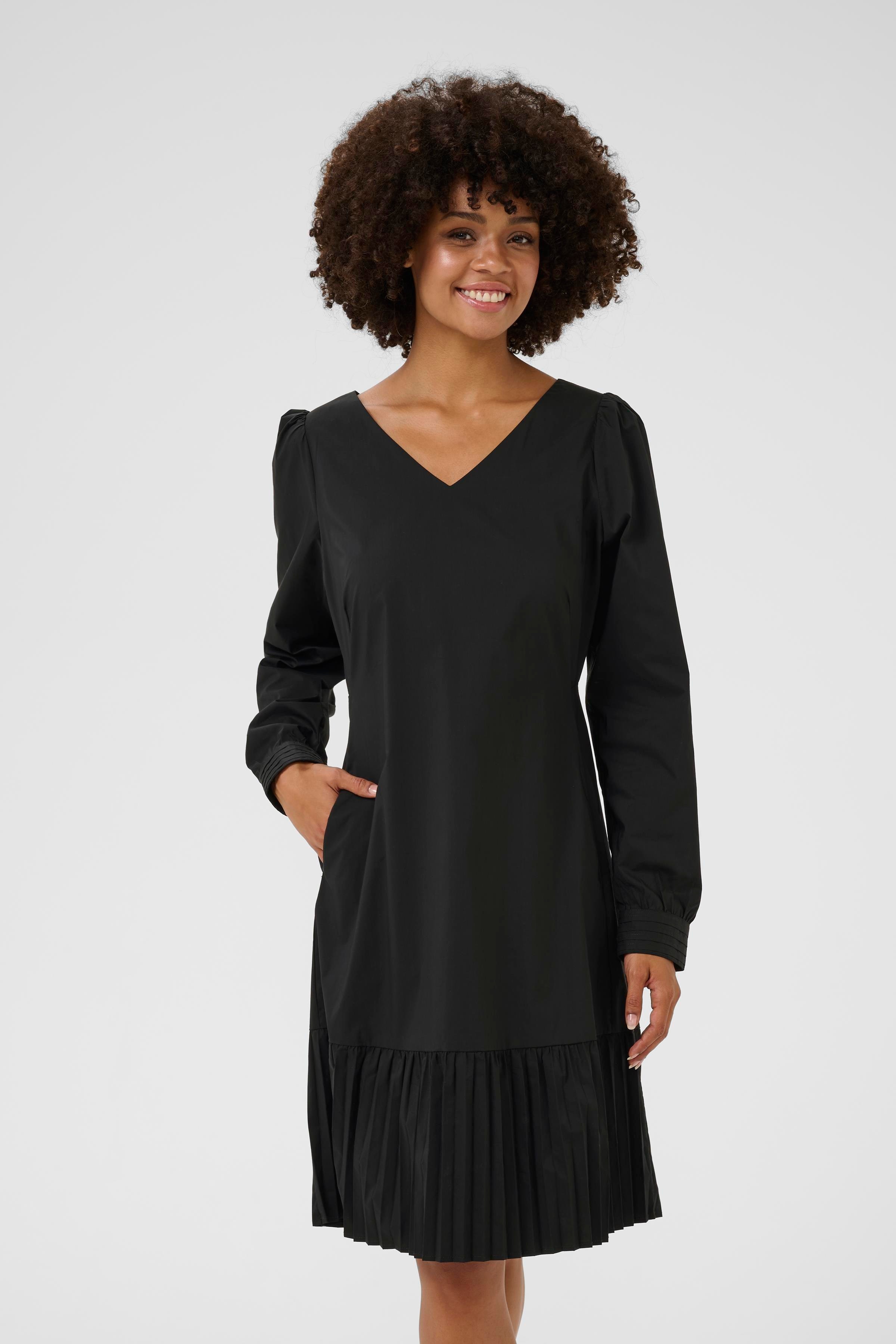 CUolana Kjole LOOKBOOK FRONT 50112648-500012