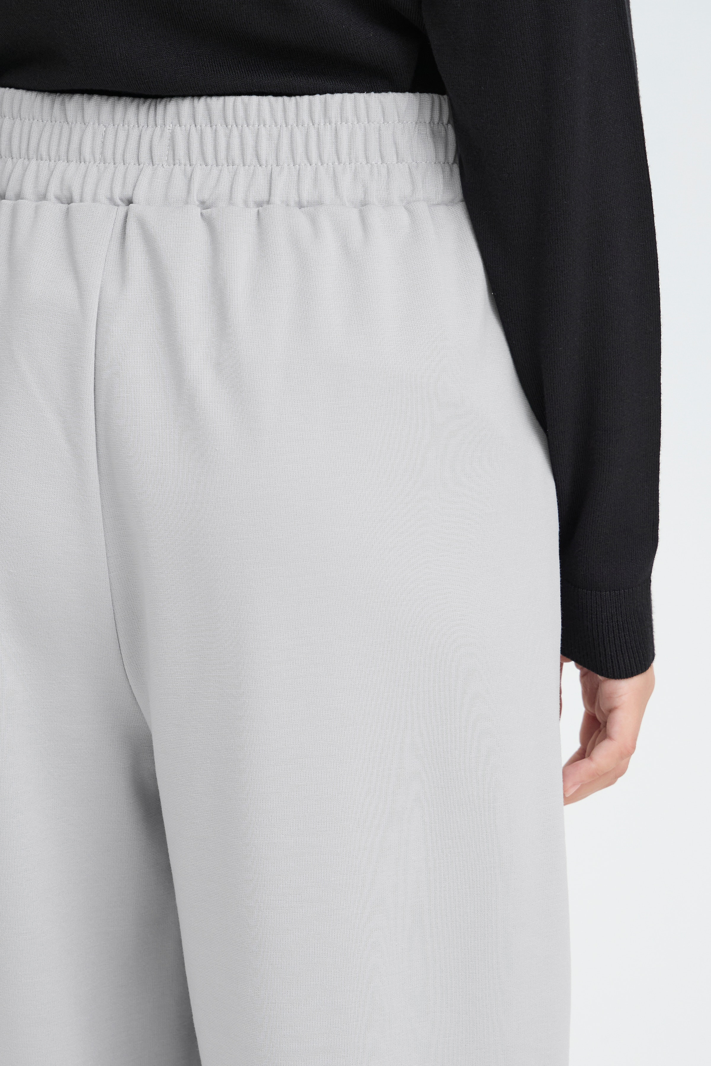 IXKATE BARREL  Hose LOOKBOOK DETAIL 20123727-163916